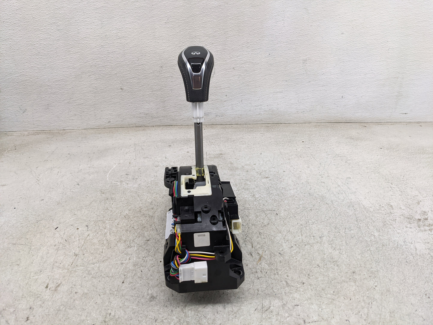 2024 Chevrolet Trax Floor Console Assembly Shifter - Oemusedautoparts1.com