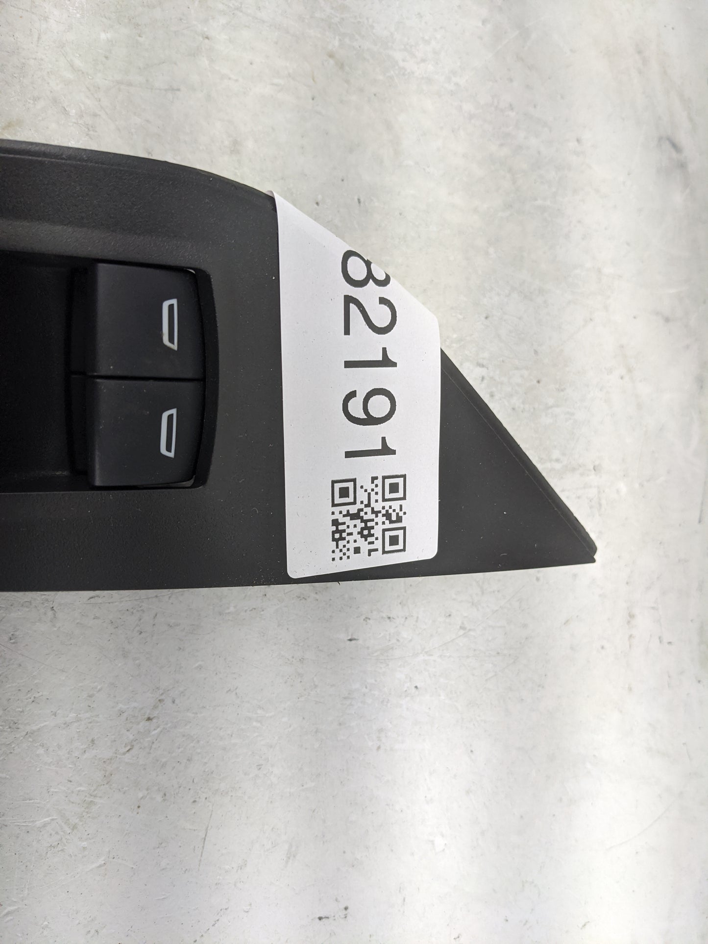 2024 Chevrolet Trax Master Power Window Switch Replacement Driver Side Left P/N:84412540 Fits Fits 2017 2018 2019 2020 OEM U