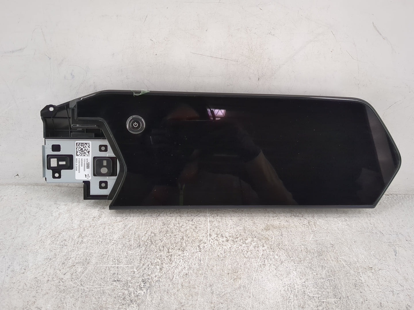 2024 Chevrolet Trax Information Display Screen 1483105 - Oemusedautoparts1.com