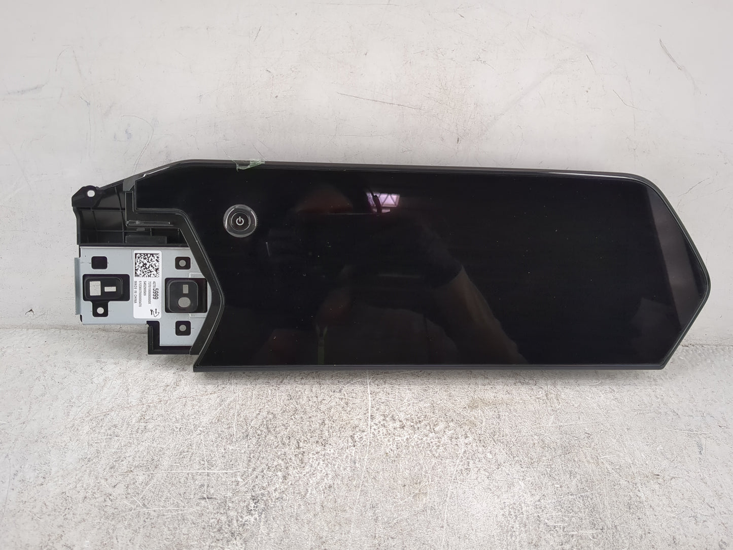 2024 Chevrolet Trax Information Display Screen 1483105 - Oemusedautoparts1.com
