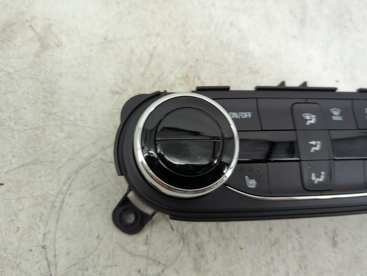 2024 Chevrolet Trax Climate Control Module Temperature AC/Heater Replacement Fits Fits 2021 2022 OEM Used Auto Parts - Oemus