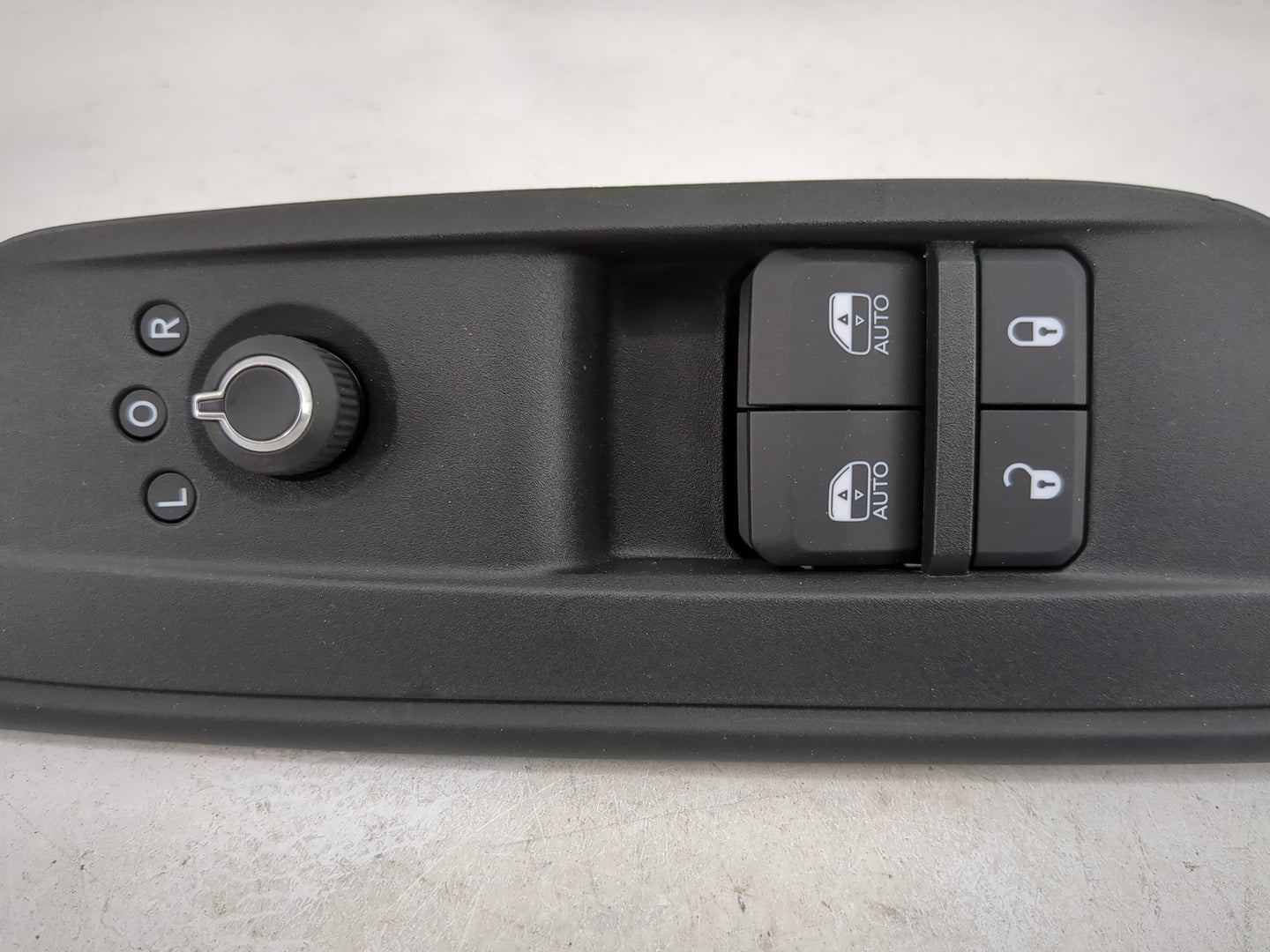 2024 Chrysler 300 Master Power Window Switch Replacement Driver Side Left P/N:68598809AA 120066670 Fits OEM Used Auto Parts 