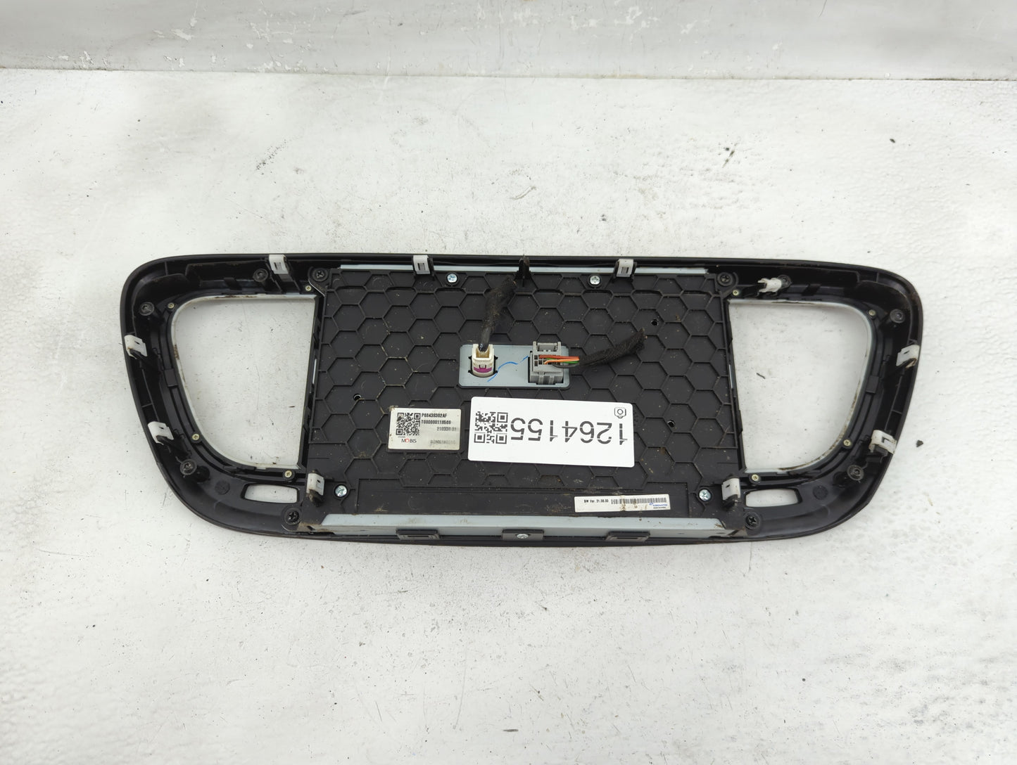 2021-2022 Chrysler Pacifica Information Display Screen - Oemusedautoparts1.com