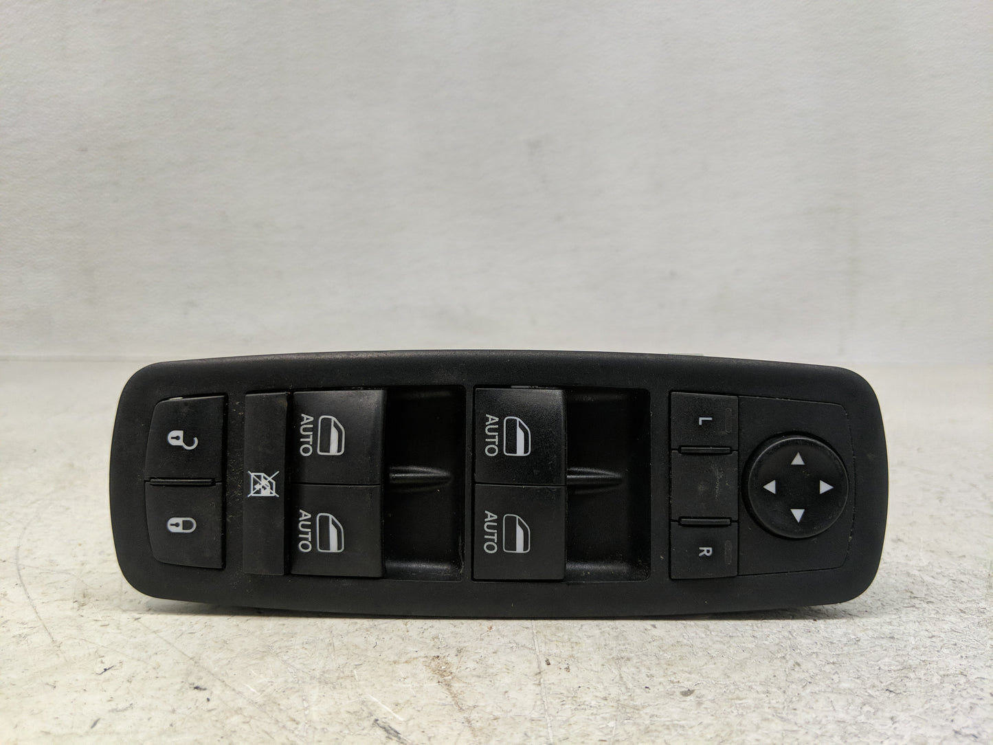 2017-2022 Chrysler Pacifica Master Power Window Switch Replacement Driver Side Left P/N:68234087AD Fits OEM Used Auto Parts 