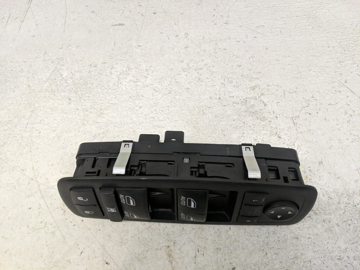 2017-2022 Chrysler Pacifica Master Power Window Switch Replacement Driver Side Left P/N:68234087AD Fits OEM Used Auto Parts 