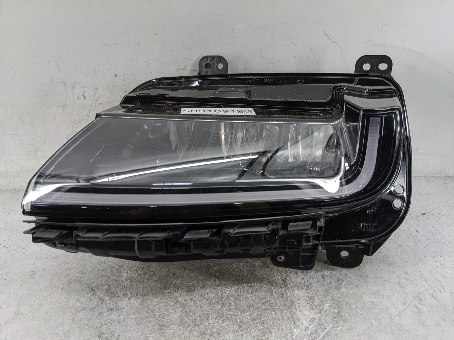 2024 Dodge Charger Driver Left Oem Head Light Headlight Lamp Black - Oemusedautoparts1.com