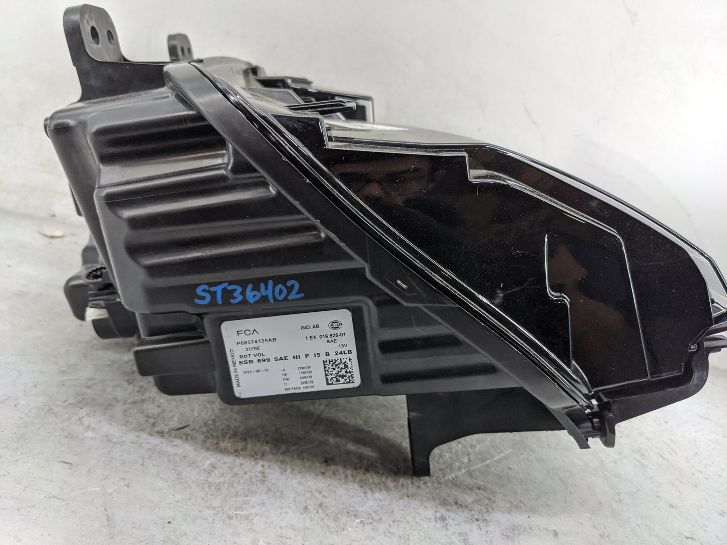 2024 Dodge Charger Driver Left Oem Head Light Headlight Lamp Black - Oemusedautoparts1.com