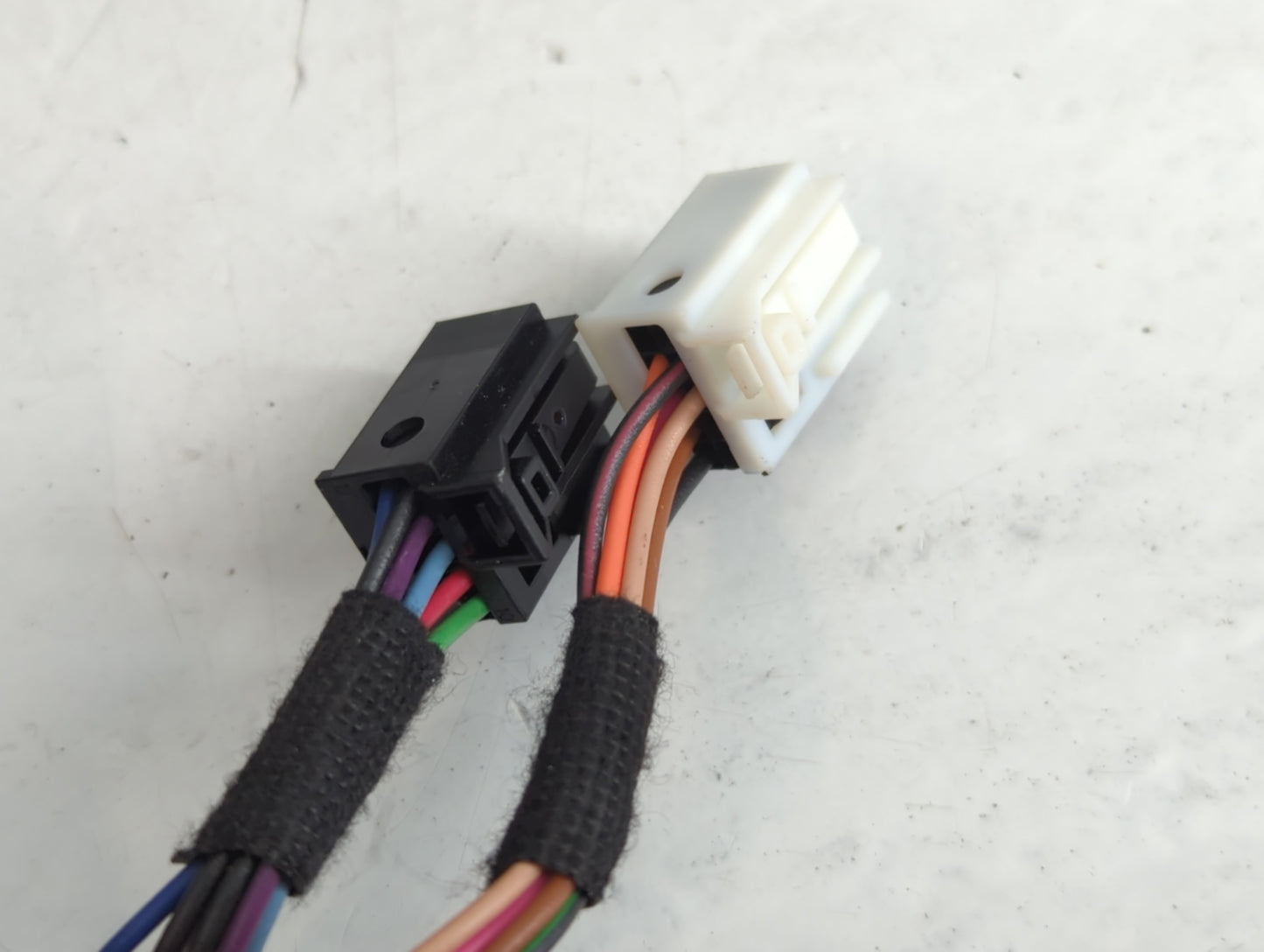 2024 Dodge Durango Side Mirror Replacement Driver Left View Door Mirror P/N:7JJ67DX8AA Fits OEM Used Auto Parts - Oemusedaut