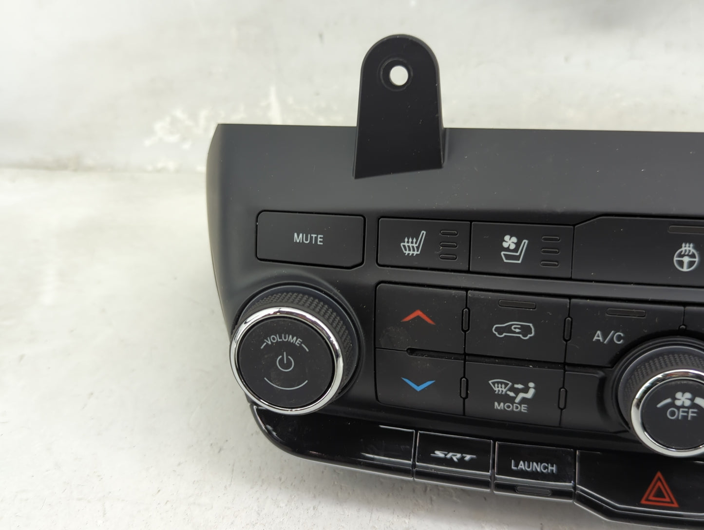 2021-2022 Dodge Durango Climate Control Module Temperature AC/Heater Replacement P/N:P68465677AC 17036487-03 Fits Fits 2021 