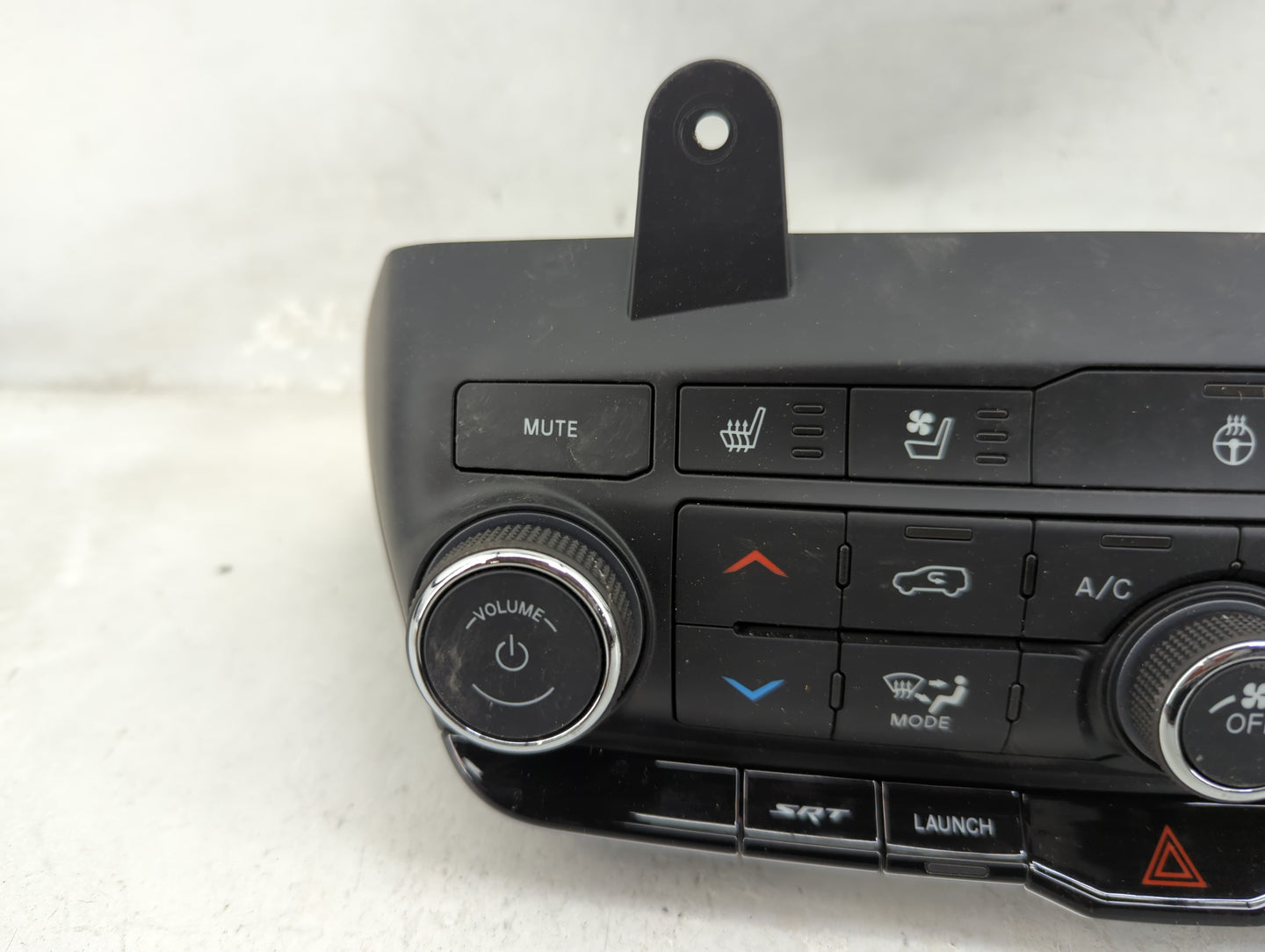 2021-2022 Dodge Durango Climate Control Module Temperature AC/Heater Replacement P/N:P68465677AC 17036487-03 Fits Fits 2021 
