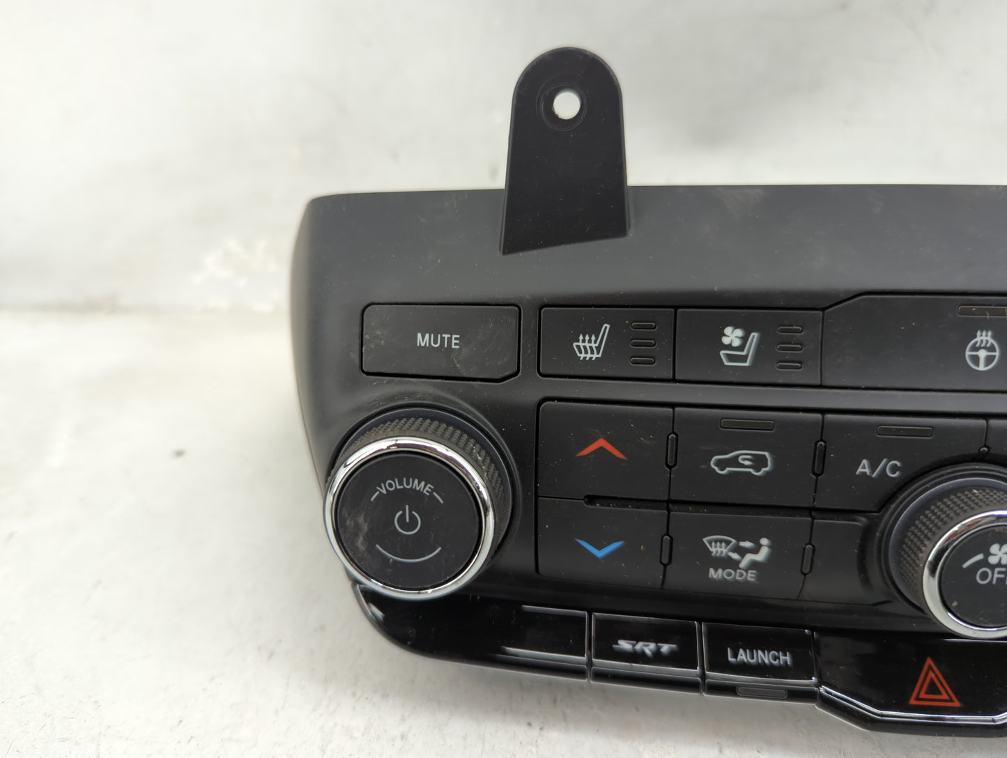2021-2022 Dodge Durango Climate Control Module Temperature AC/Heater Replacement P/N:P68465677AC 17036487-03 Fits Fits 2021 