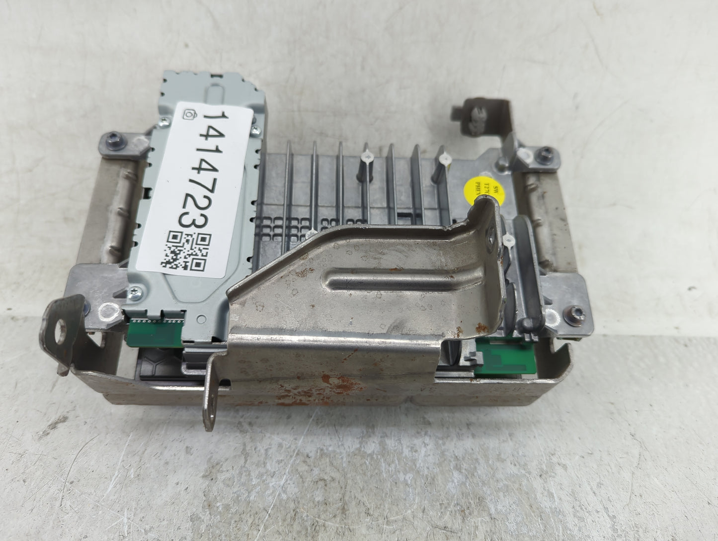 2024 Dodge Hornet Radio AM FM Cd Player Receiver Replacement P/N:68517287 89L4446F, 2AHPN-BE2887, 6434C-BE2887 Fits OEM Used