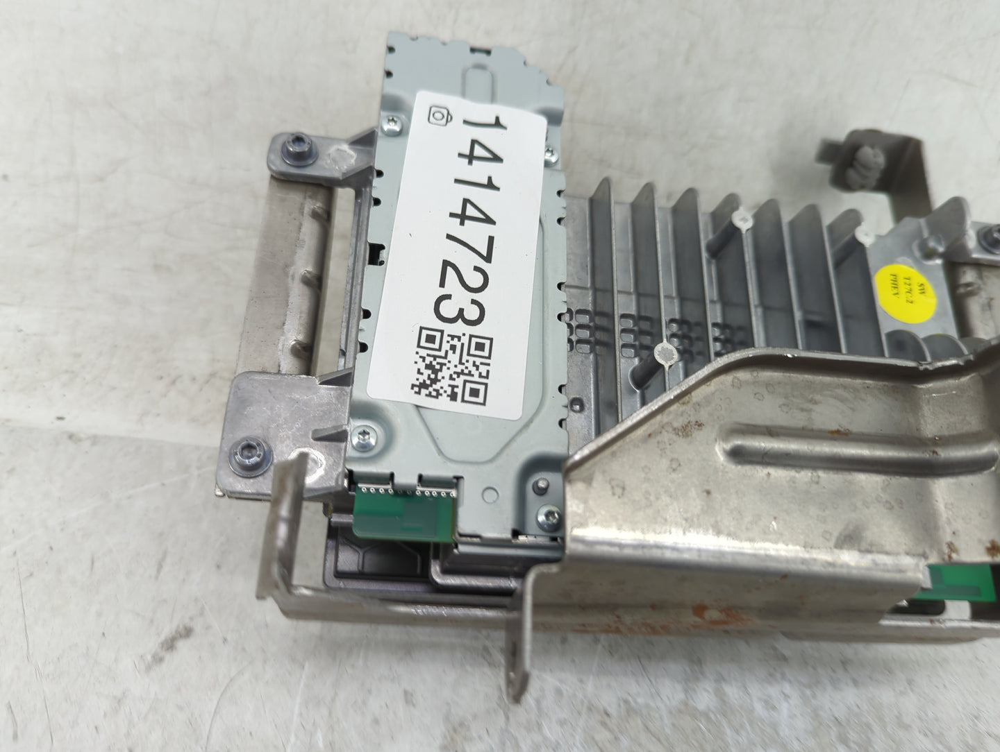 2024 Dodge Hornet Radio AM FM Cd Player Receiver Replacement P/N:68517287 89L4446F, 2AHPN-BE2887, 6434C-BE2887 Fits OEM Used