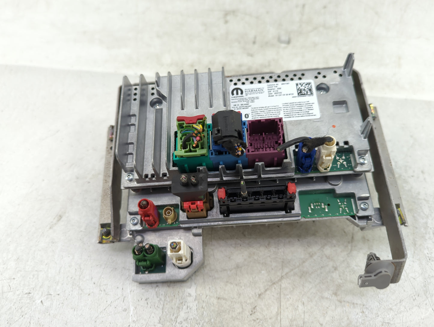 2024 Dodge Hornet Radio AM FM Cd Player Receiver Replacement P/N:68517287 89L4446F, 2AHPN-BE2887, 6434C-BE2887 Fits OEM Used