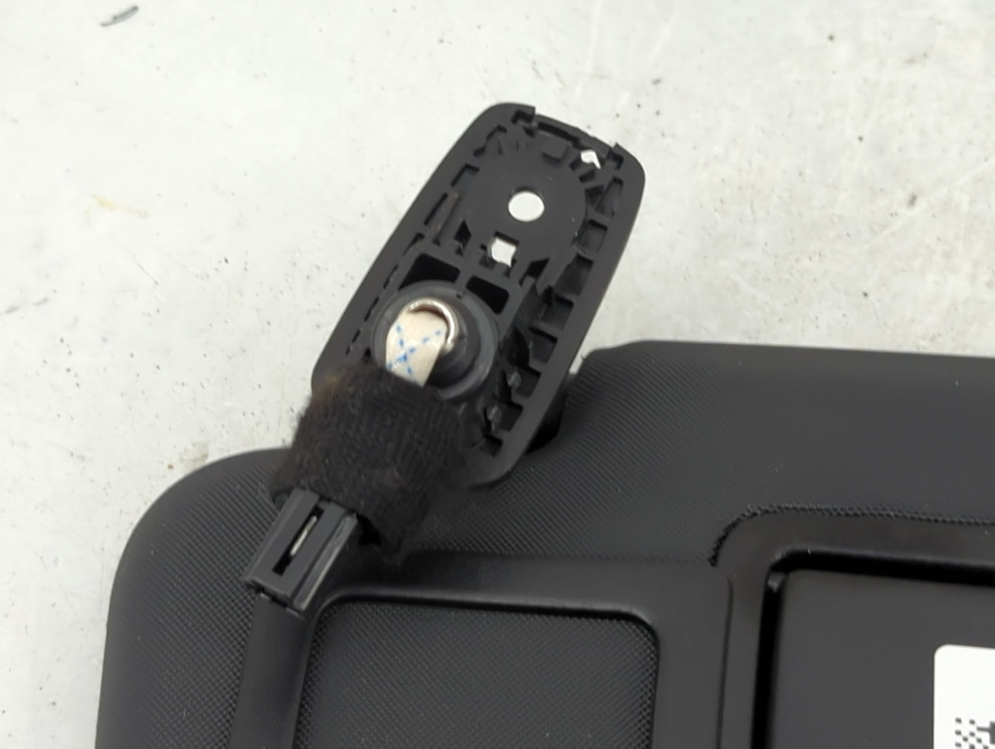 2024 Dodge Hornet Sun Visor Shade Replacement Driver Left Mirror Fits OEM Used Auto Parts - Oemusedautoparts1.com