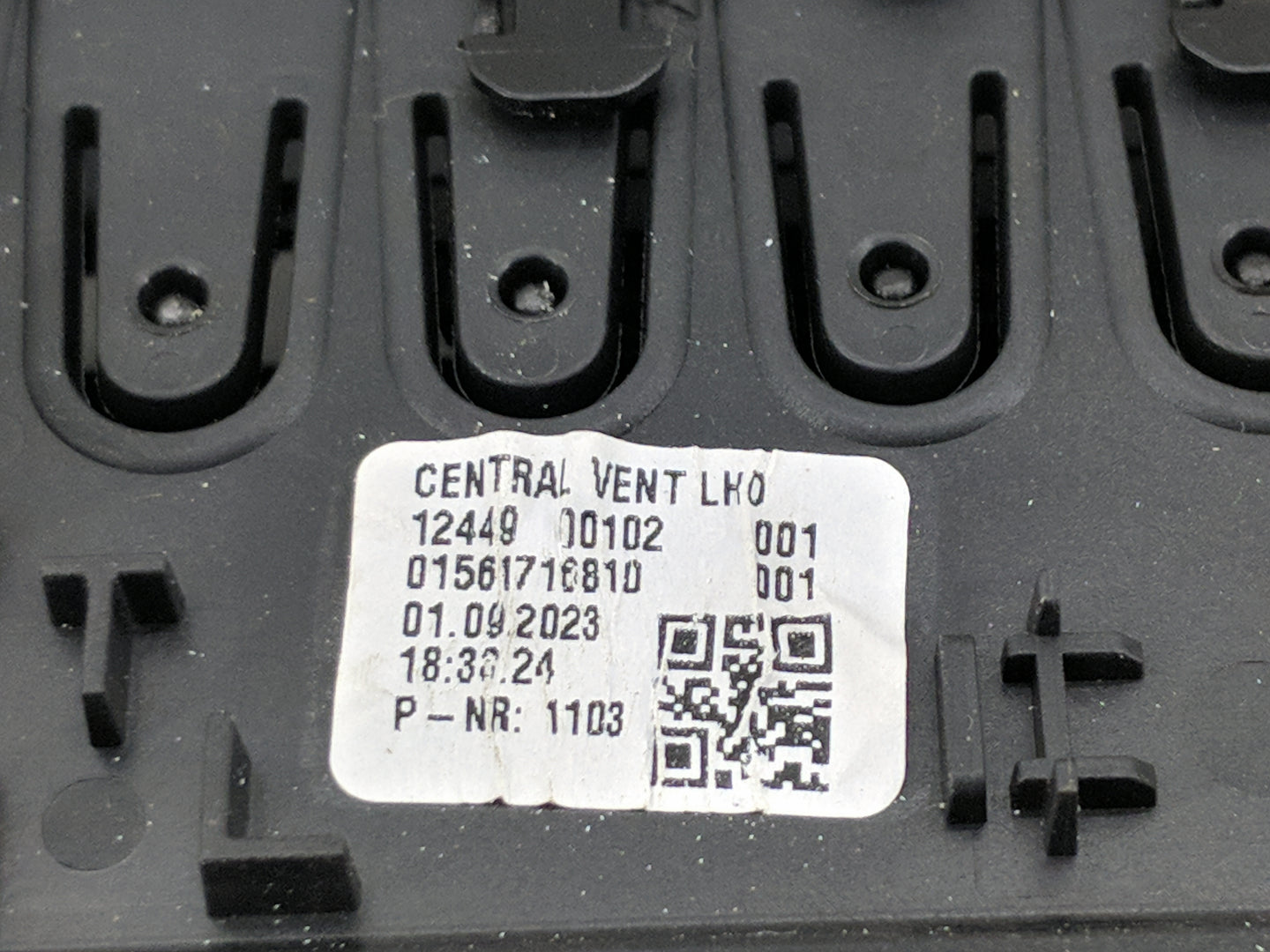 2024 Dodge Hornet Climate Control Module Temperature AC/Heater Replacement P/N:12449 00102 01561716810 Fits OEM Used Auto Pa