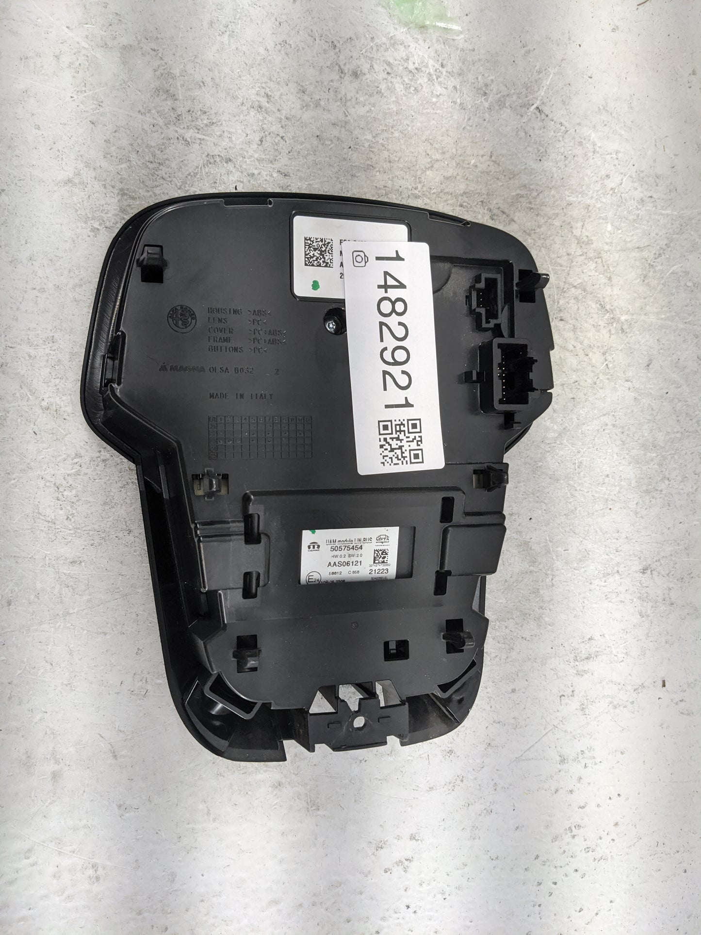 2024 Dodge Hornet Overhead Console W/rear Climate Control - Oemusedautoparts1.com