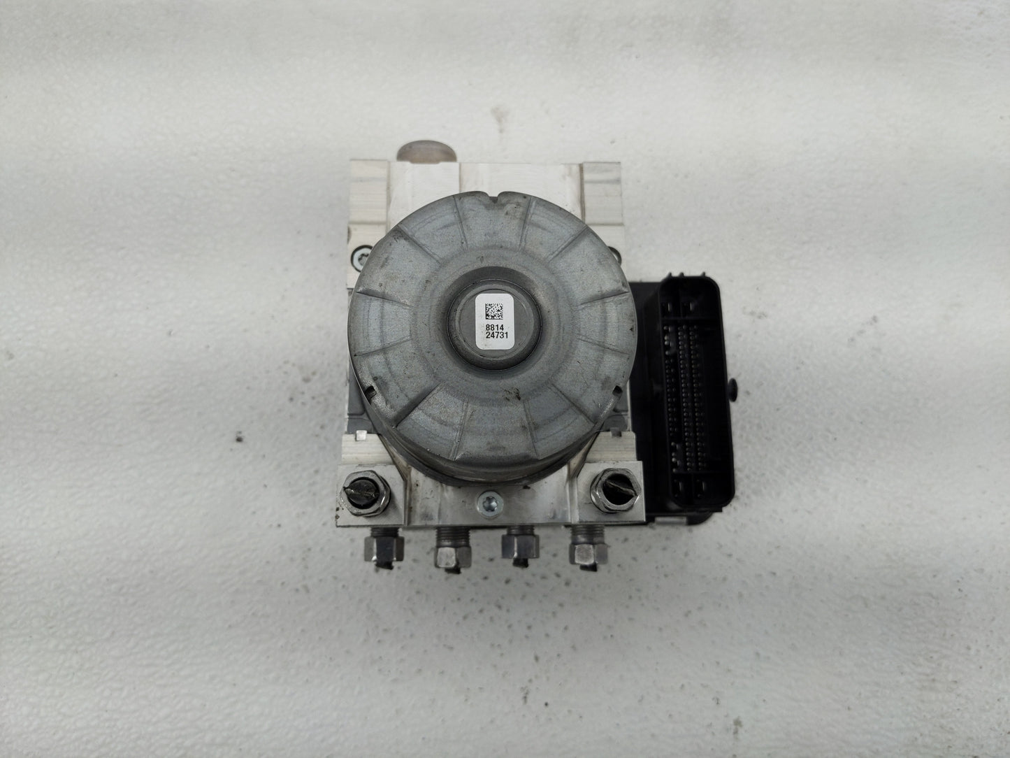 2024 Dodge Ram 1500 ABS Pump Control Module Replacement P/N:68548899AB Fits Fits 2019 2020 2021 2022 OEM Used Auto Parts - O