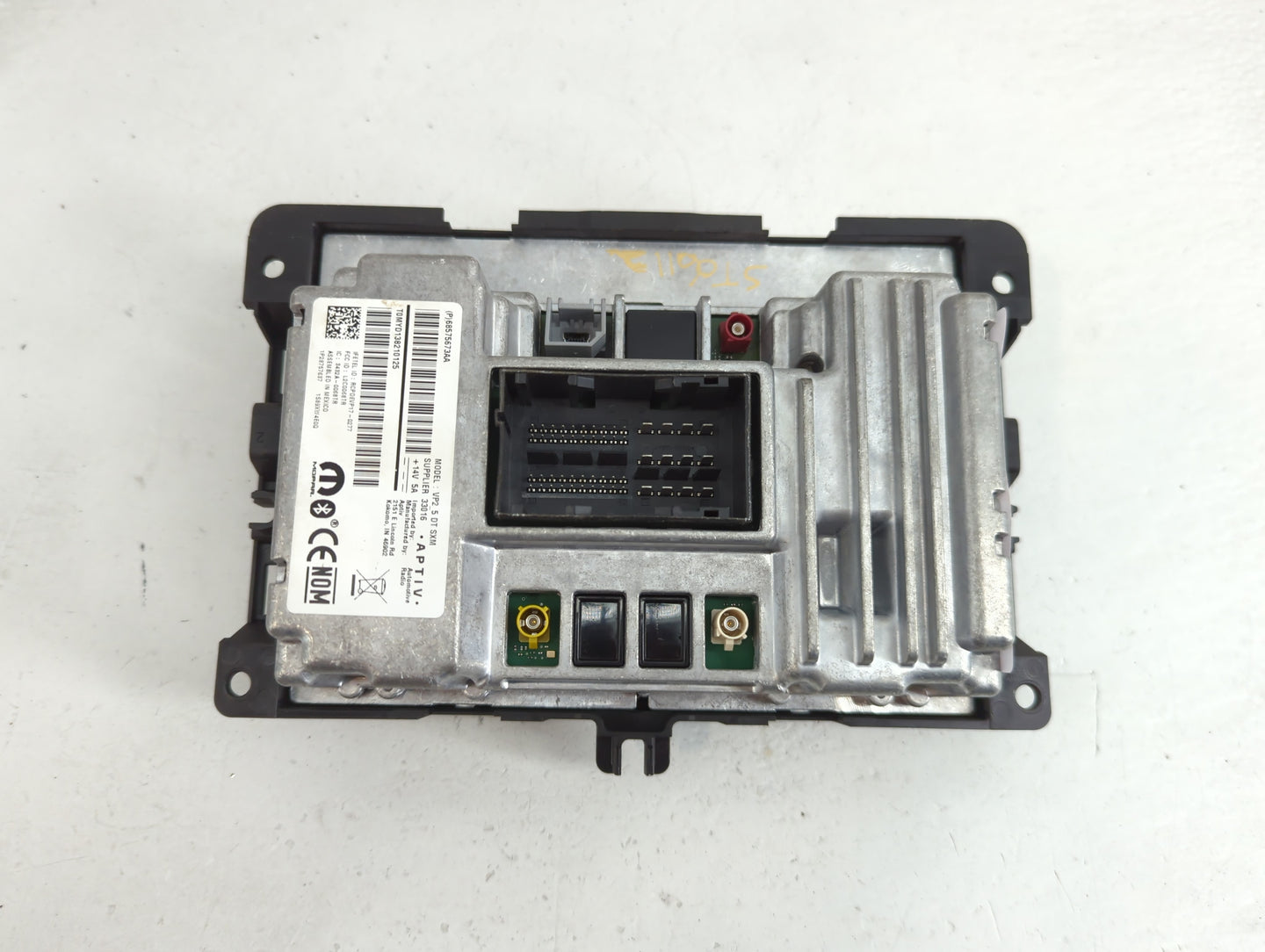 2024 Dodge Ram 1500 Radio AM FM Cd Player Receiver Replacement P/N:68575673AA Fits Fits 2022 OEM Used Auto Parts - Oemusedau