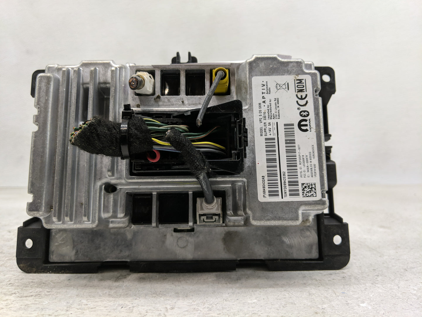 2024 Dodge Ram 1500 Radio AM FM Cd Player Receiver Replacement P/N:3432A-00681R Fits OEM Used Auto Parts - Oemusedautoparts1