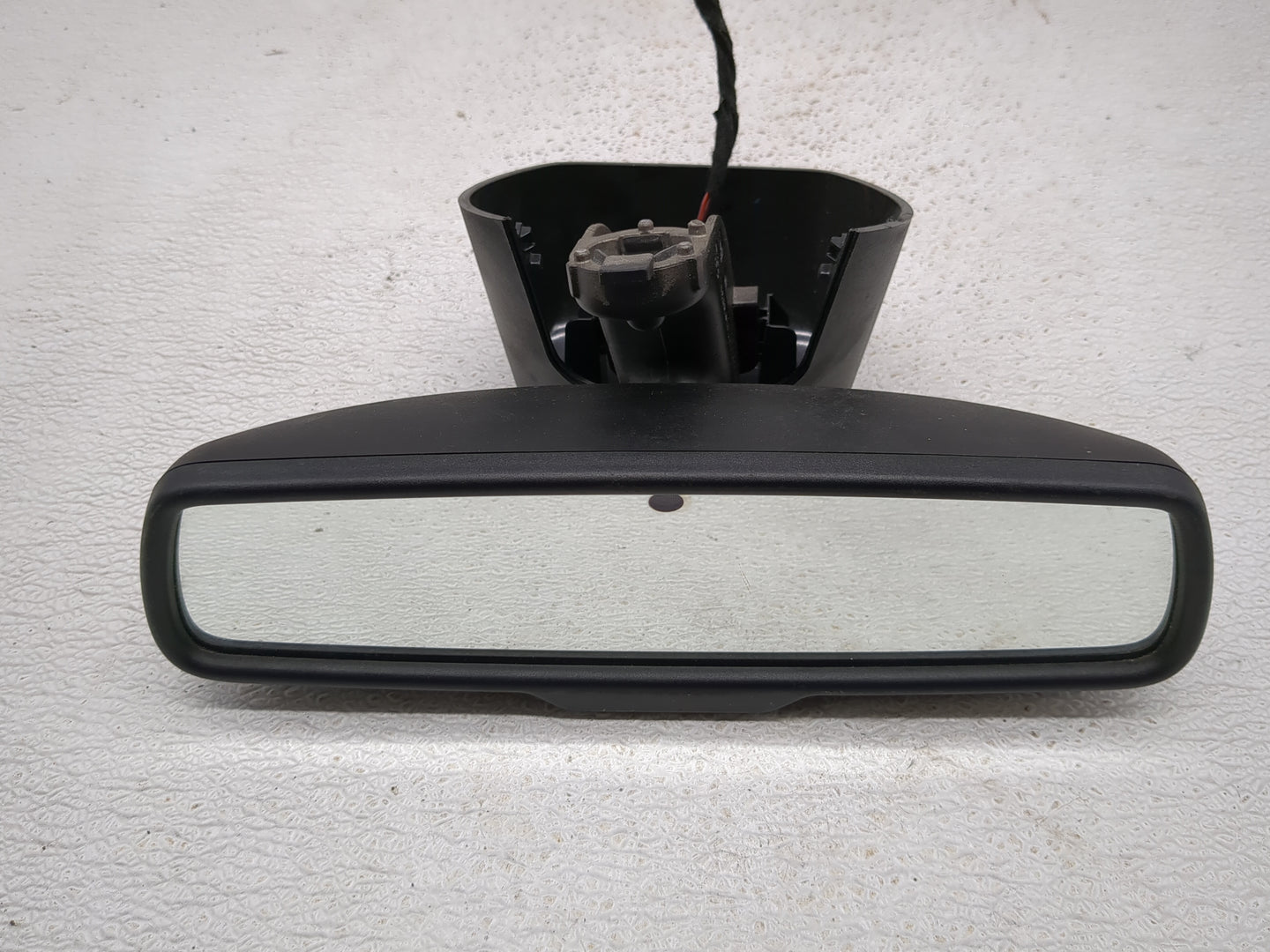 2024 Dodge Ram 1500 Interior Rear View Mirror Replacement OEM P/N:E11028005 Fits OEM Used Auto Parts - Oemusedautoparts1.com