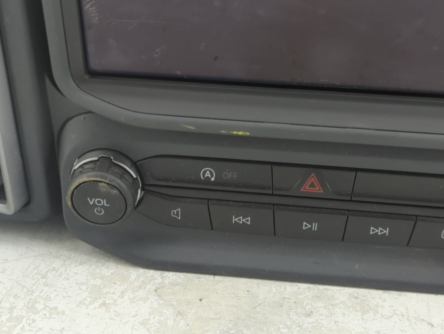 2021-2022 Ford Bronco Radio AM FM Cd Player Receiver Replacement P/N:M1PT 18B955 FF Fits Fits 2021 2022 OEM Used Auto Parts 