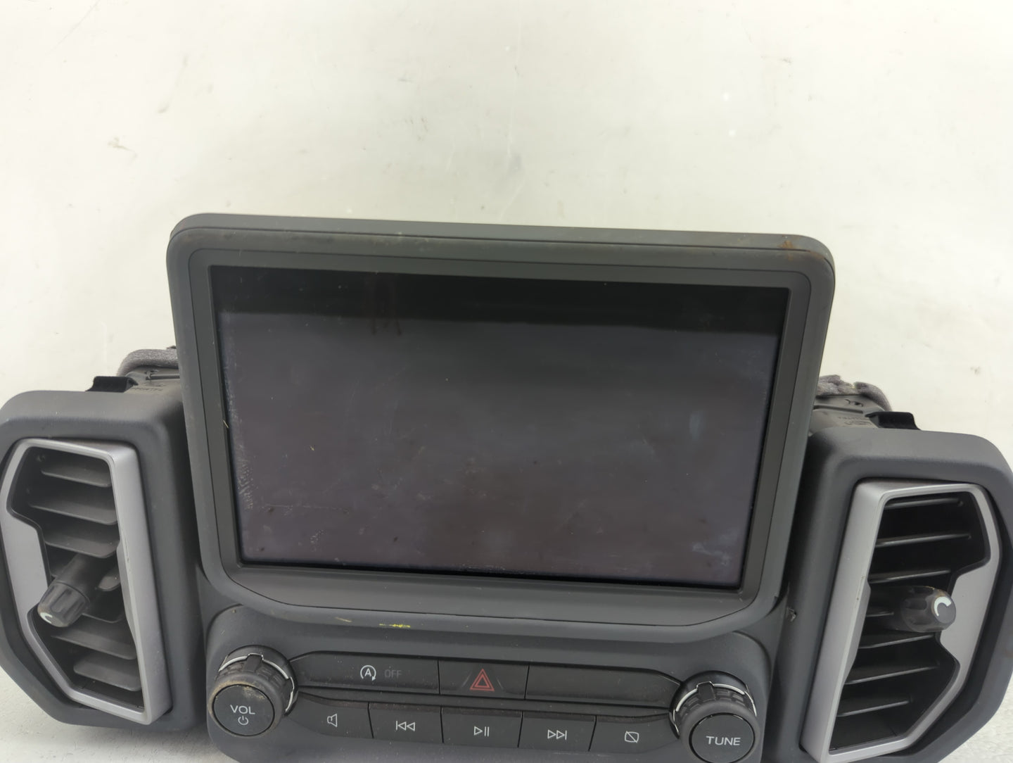 2021-2022 Ford Bronco Radio AM FM Cd Player Receiver Replacement P/N:M1PT 18B955 FF Fits Fits 2021 2022 OEM Used Auto Parts 