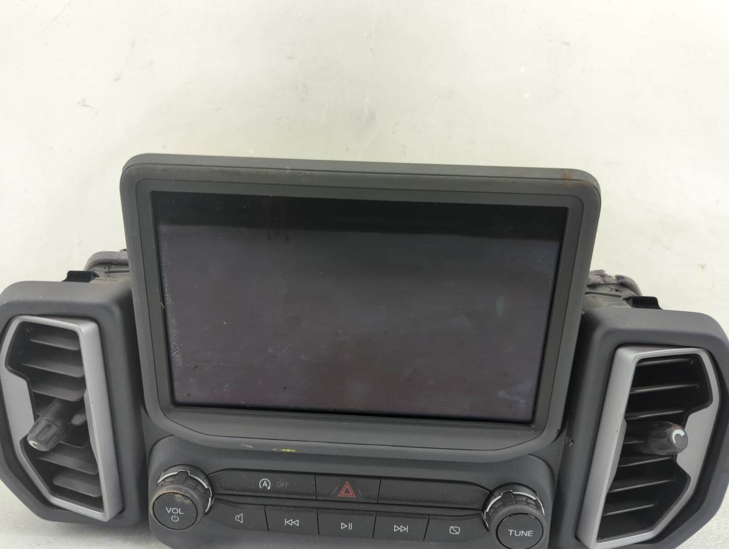 2021-2022 Ford Bronco Radio AM FM Cd Player Receiver Replacement P/N:M1PT 18B955 FF Fits Fits 2021 2022 OEM Used Auto Parts 