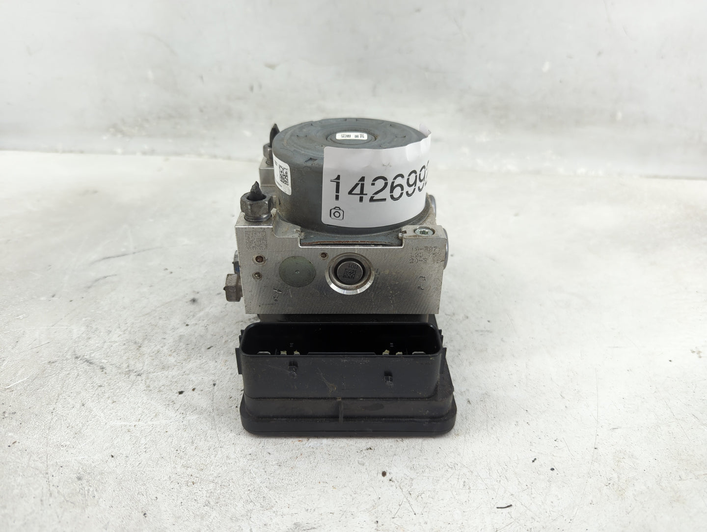 2024 Ford Bronco ABS Pump Control Module Replacement P/N:LX6C-2B373-KF Fits OEM Used Auto Parts - Oemusedautoparts1.com