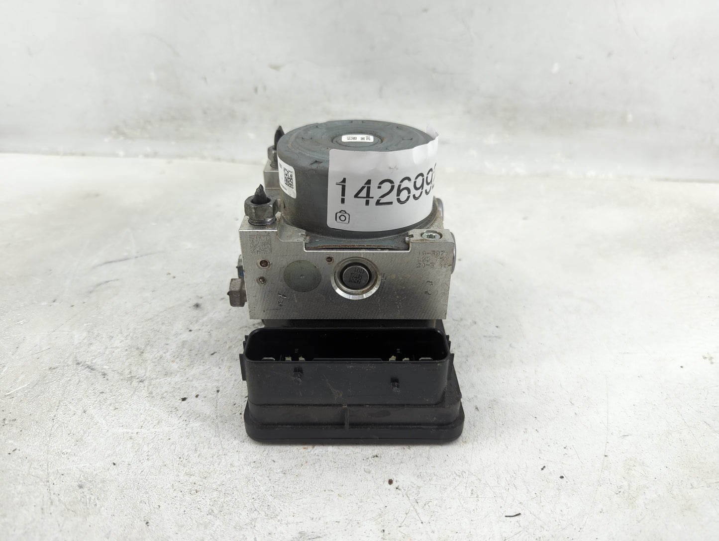 2024 Ford Bronco ABS Pump Control Module Replacement P/N:LX6C-2B373-KF Fits OEM Used Auto Parts - Oemusedautoparts1.com