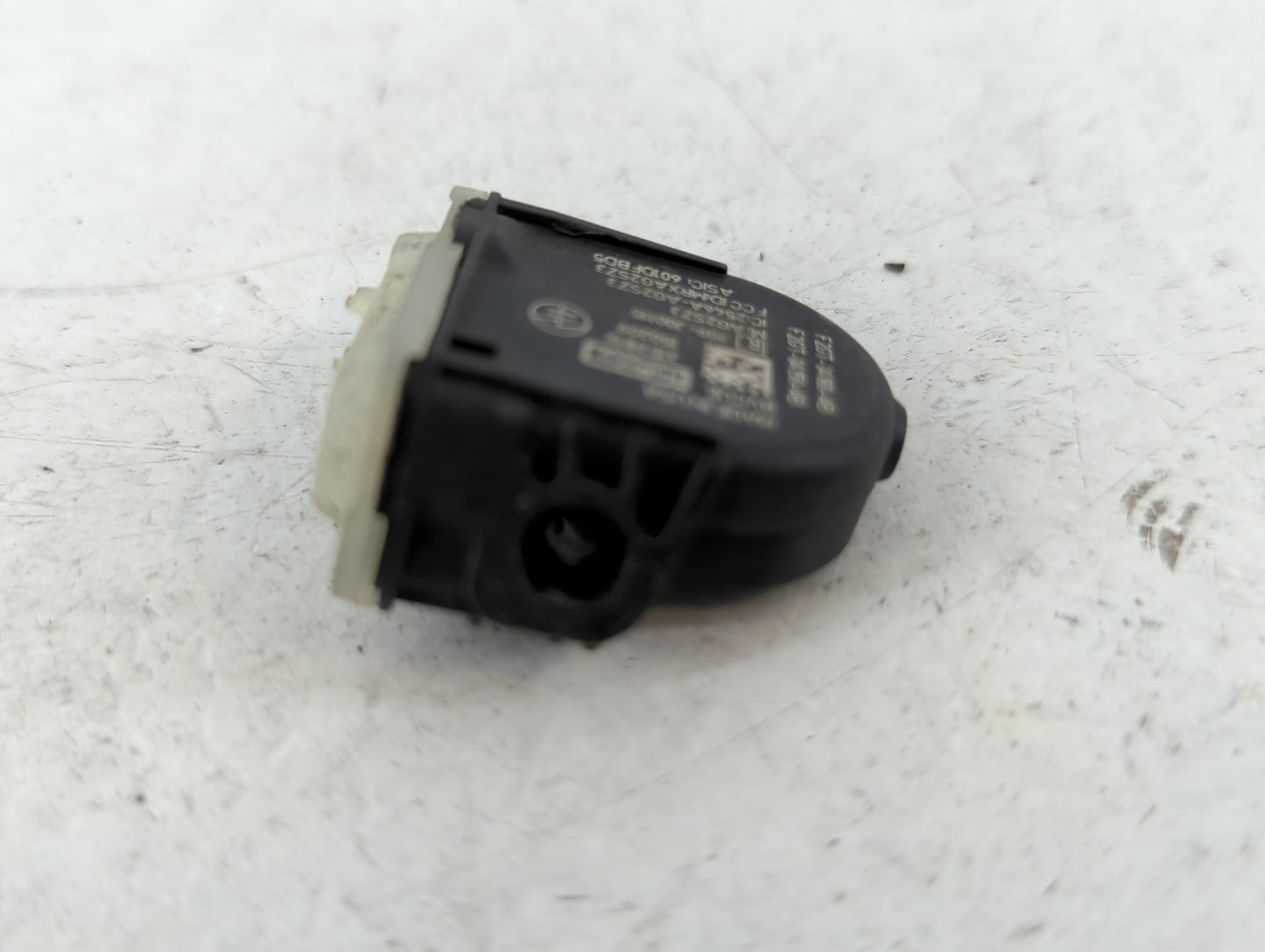 2024 Ford Bronco Tire Pressure Monitoring System Sensor Tpms - Oemusedautoparts1.com