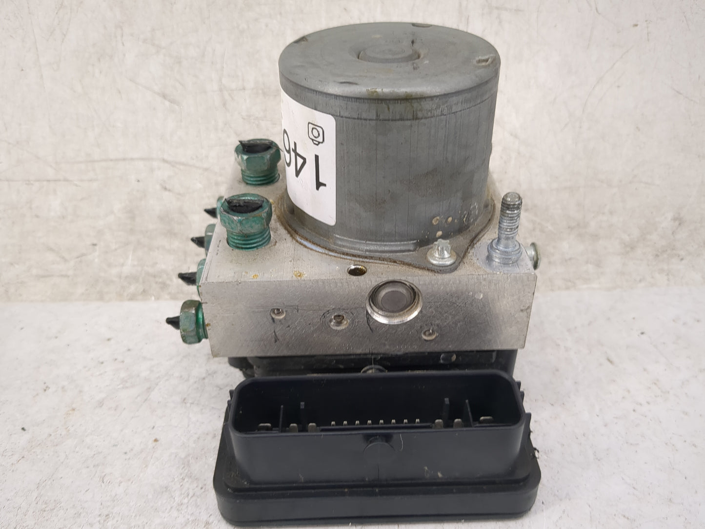 2024 Ford Bronco Sport ABS Pump Control Module Replacement P/N:4277/6698 269 879, 22008710628 Fits OEM Used Auto Parts - Oem