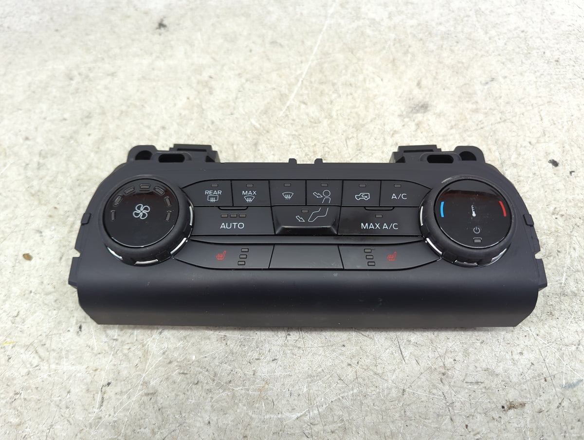 2024 Ford Bronco Sport Climate Control Module Temperature AC/Heater Replacement P/N:EWTCD 18C612 Fits OEM Used Auto Parts - 