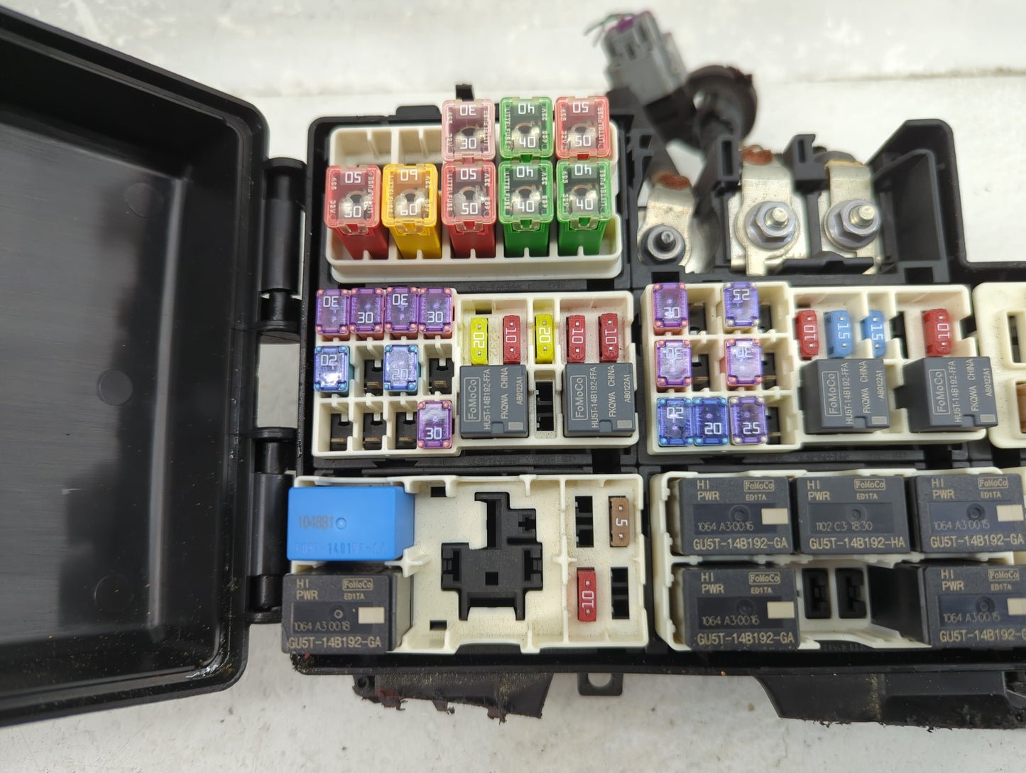 2019-2020 Ford Edge Fusebox Fuse Box Panel Relay Module P/N:GU5T-14B192-GA GU5T-14B192-HA, HU5T-14B192-FFA Fits Fits 2019 20