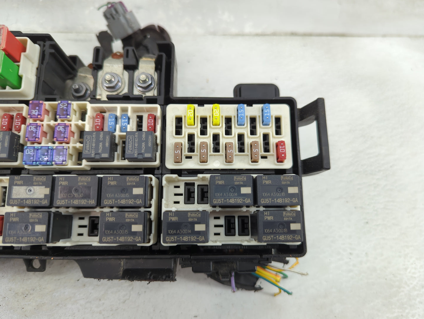 2019-2020 Ford Edge Fusebox Fuse Box Panel Relay Module P/N:GU5T-14B192-GA GU5T-14B192-HA, HU5T-14B192-FFA Fits Fits 2019 20