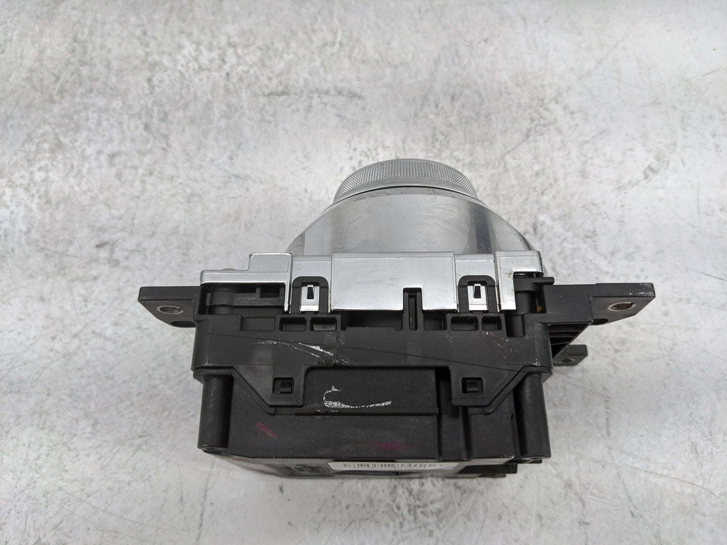 2024 Ford Edge Floor Console Assembly Shifter - Oemusedautoparts1.com