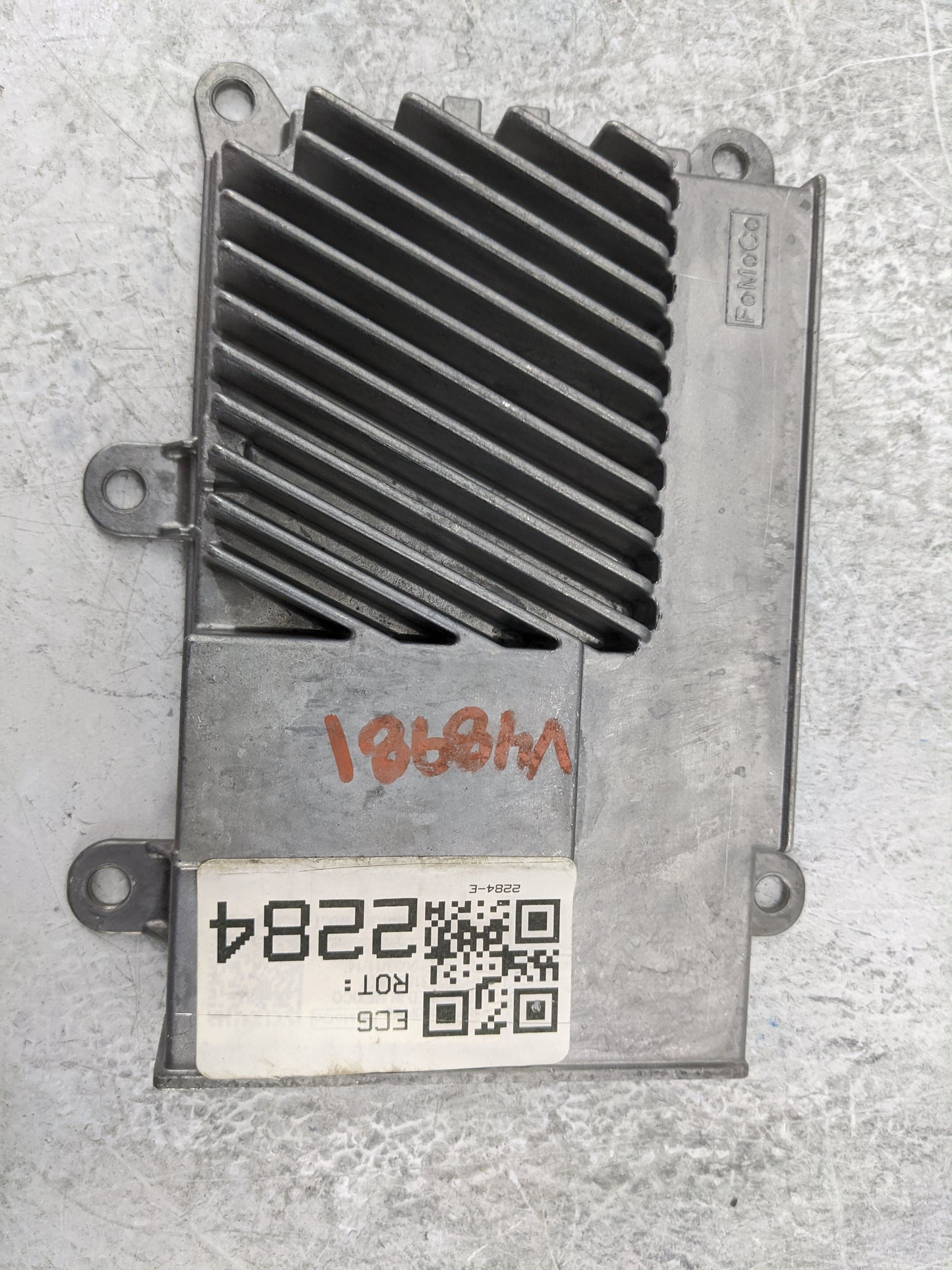 2024 Ford Edge Radio Speaker Amplifier 2284-e - Oemusedautoparts1.com