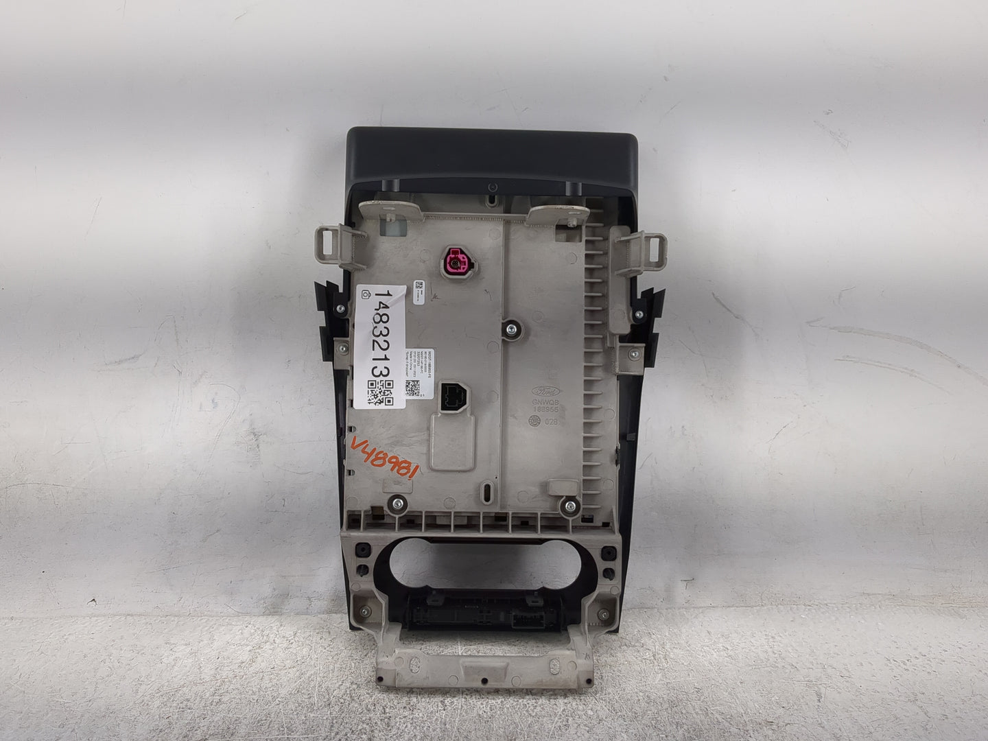 2024 Ford Edge Information Display Screen 1483213 - Oemusedautoparts1.com