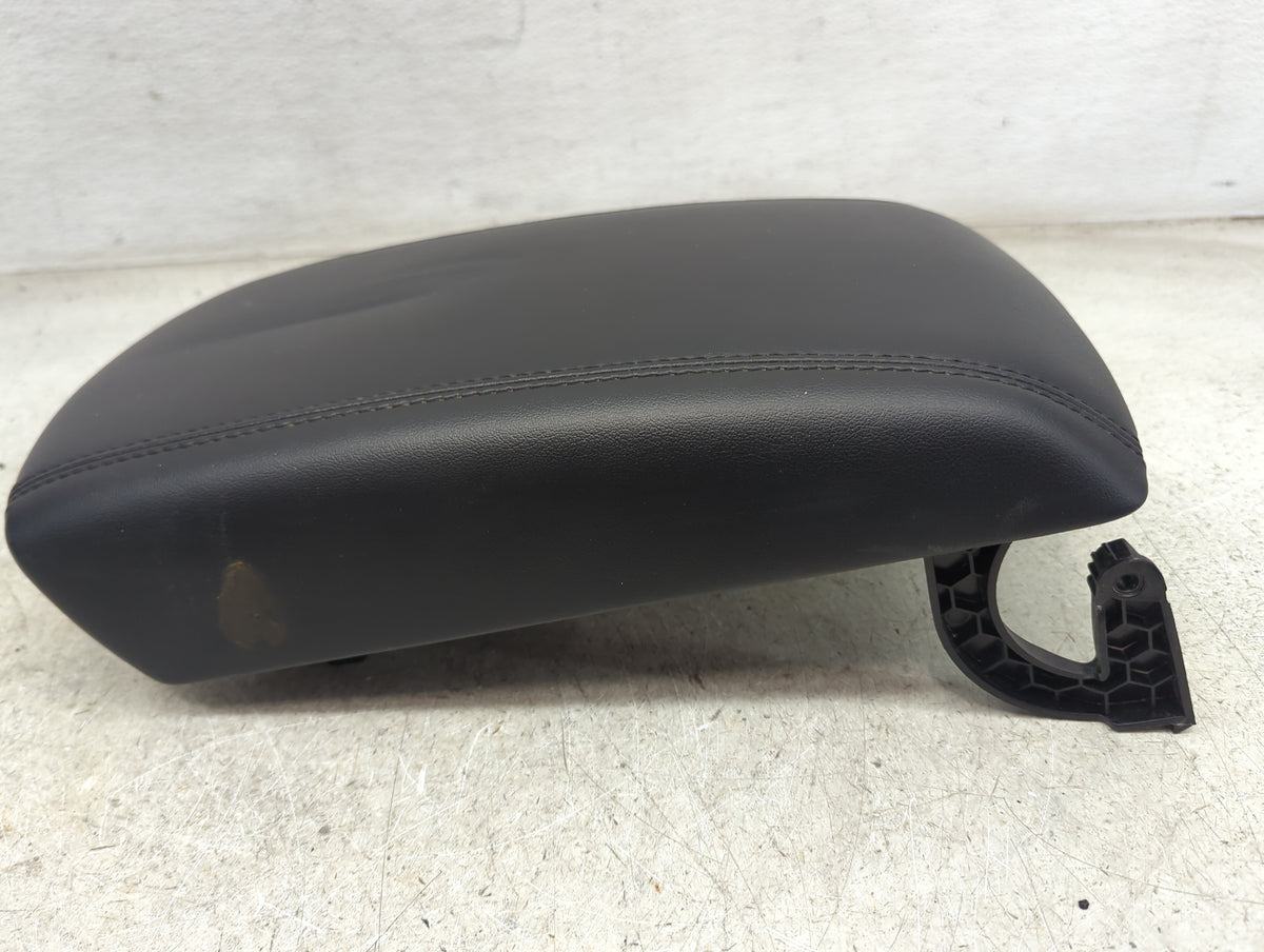 2024 Ford Edge Center Console Armrest Cover Lid Fits OEM Used Auto Parts - Oemusedautoparts1.com