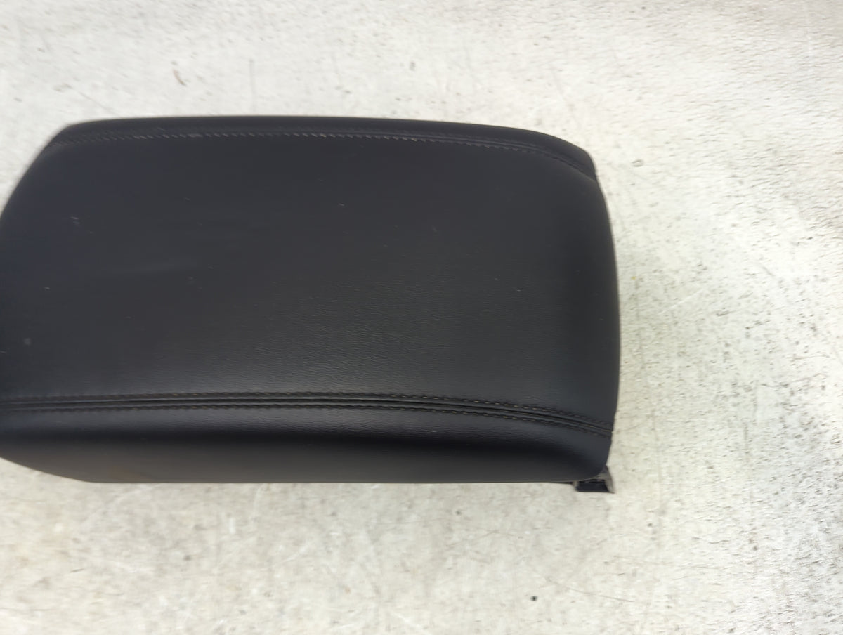 2024 Ford Edge Center Console Armrest Cover Lid Fits OEM Used Auto Parts - Oemusedautoparts1.com