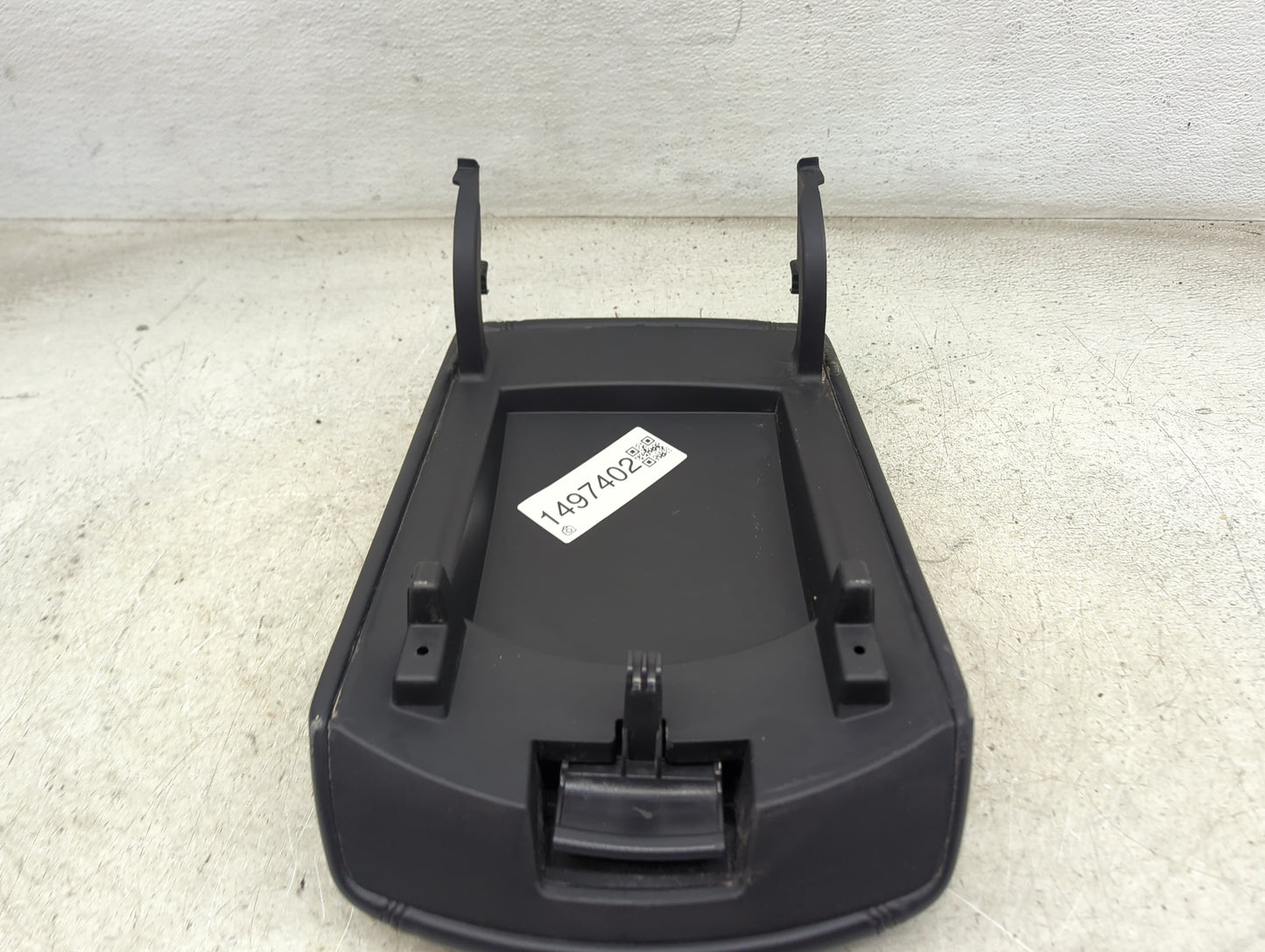 2024 Ford Edge Center Console Armrest Cover Lid Fits OEM Used Auto Parts - Oemusedautoparts1.com