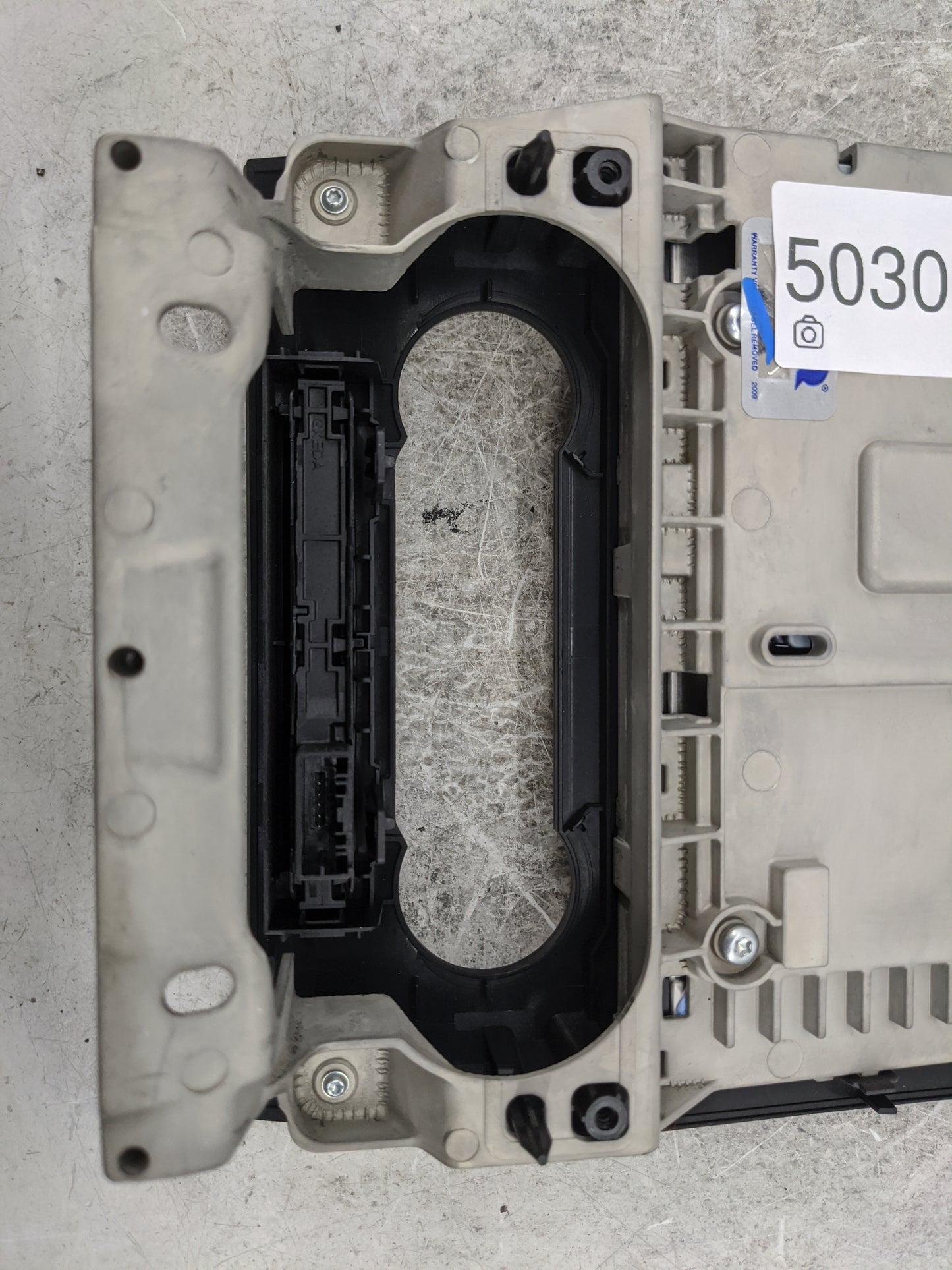 2024 Ford Edge Information Display Screen - Oemusedautoparts1.com