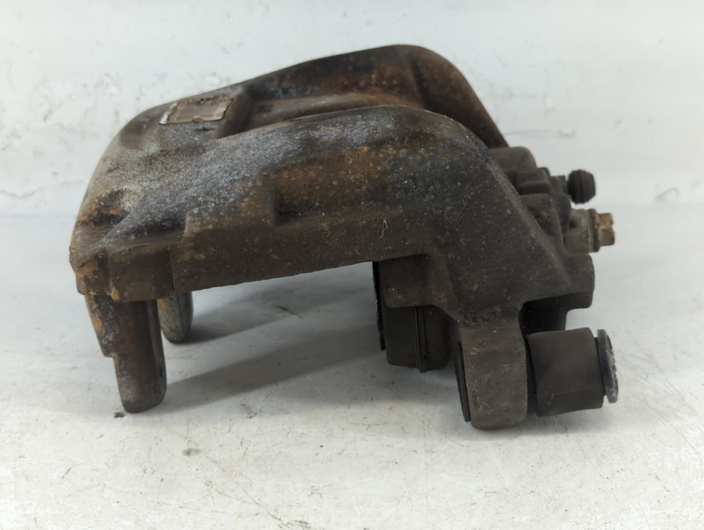 2024 Ford Edge Front Driver Left Brake Caliper - Oemusedautoparts1.com