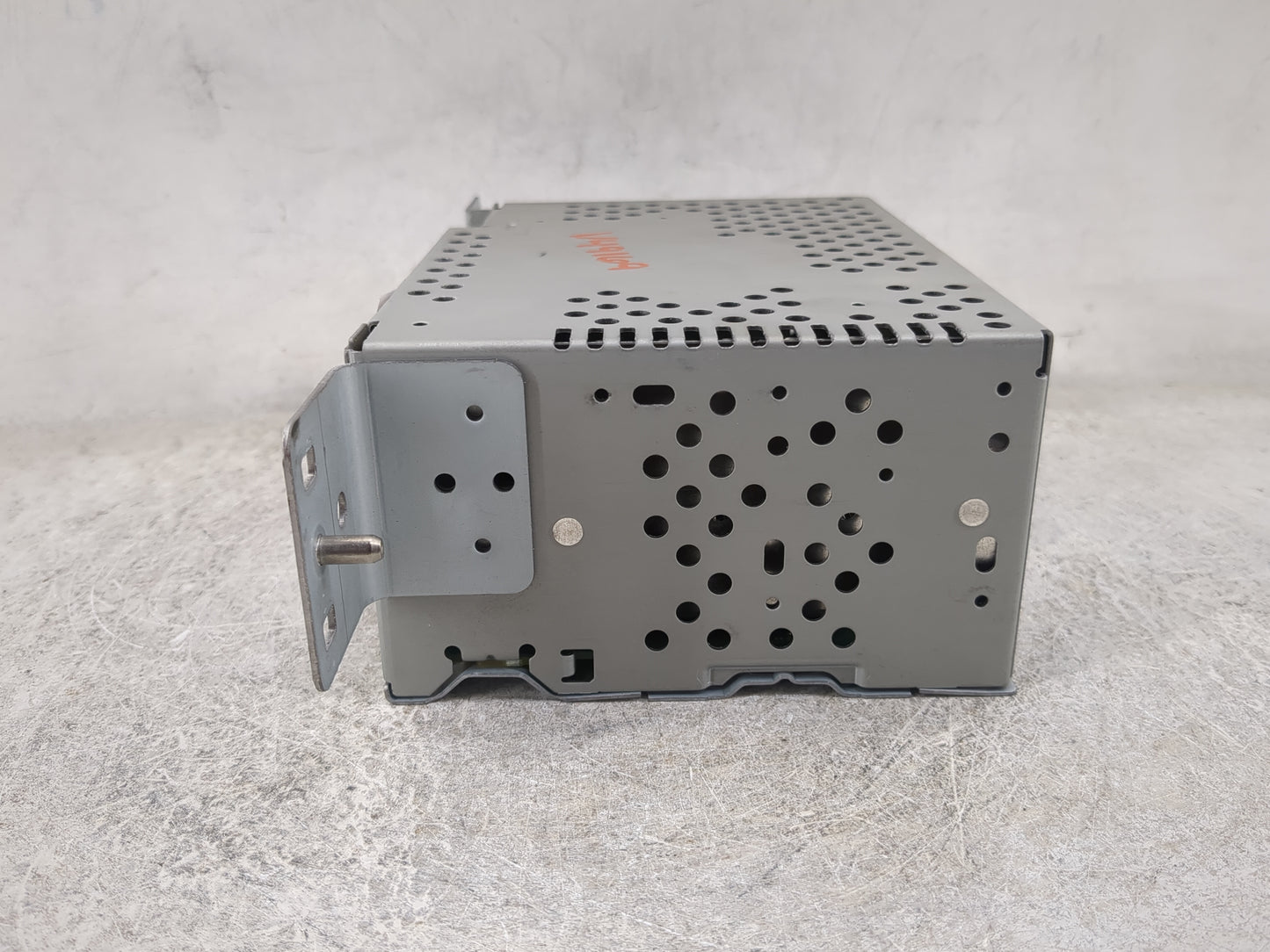 2024 Ford Escape Radio AM FM Cd Player Receiver Replacement P/N:PJ6T-18D890-AK PTAG071809, DQDKWEWG Fits OEM Used Auto Parts