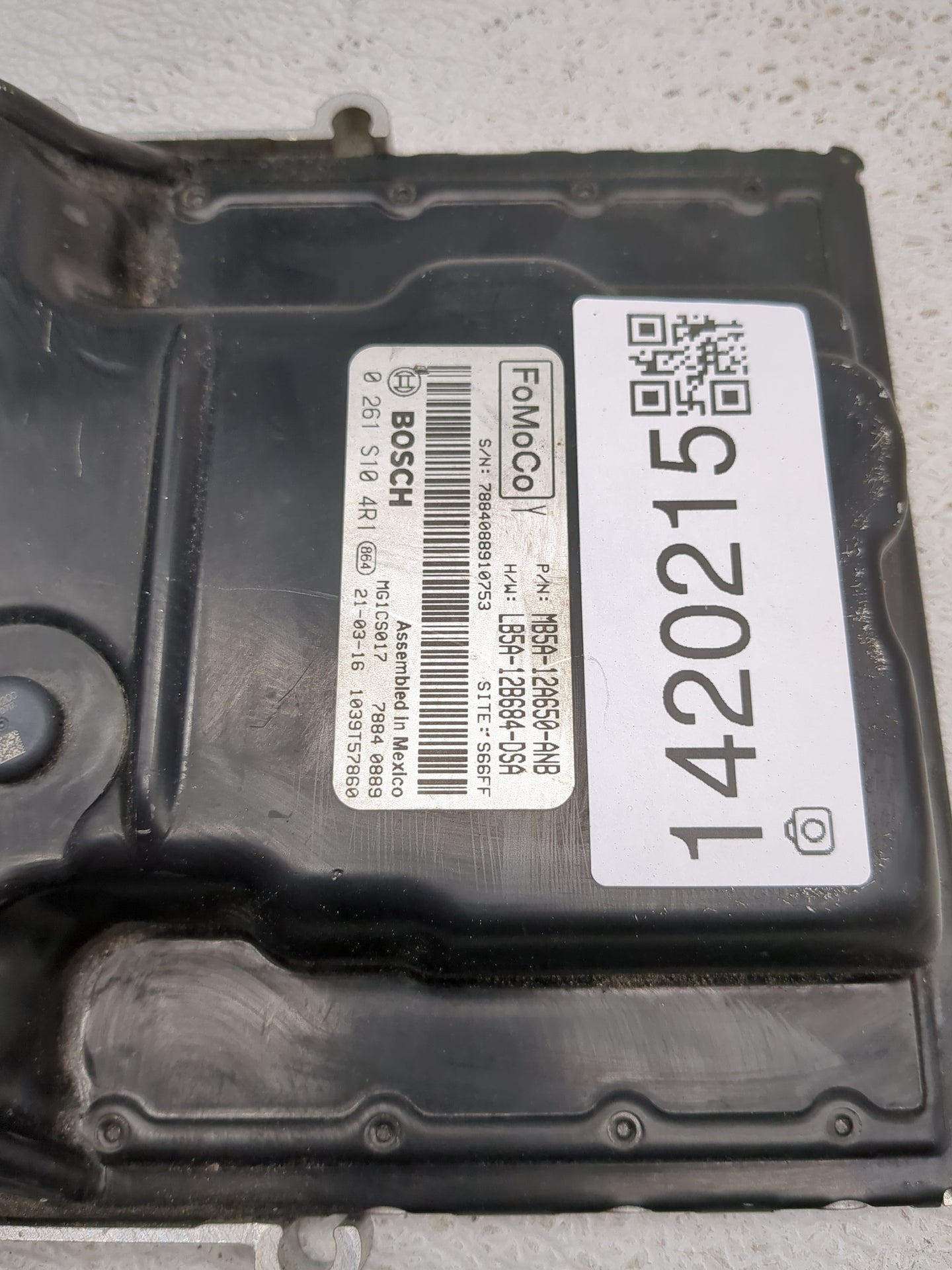 2024 Ford Explorer PCM Engine Control Computer ECU ECM PCU OEM P/N:LB5A-12B684-DSA 0 261 S10 4R1 Fits Fits 2021 2022 OEM Use