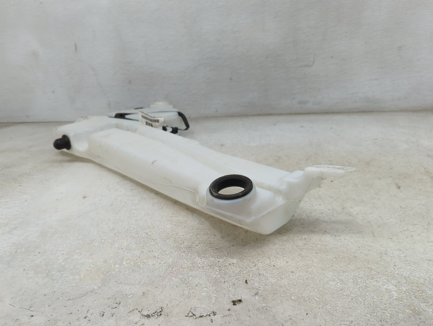 2024 Ford Explorer Windshield Washer Fluid Reservoir Bottle Oem - Oemusedautoparts1.com