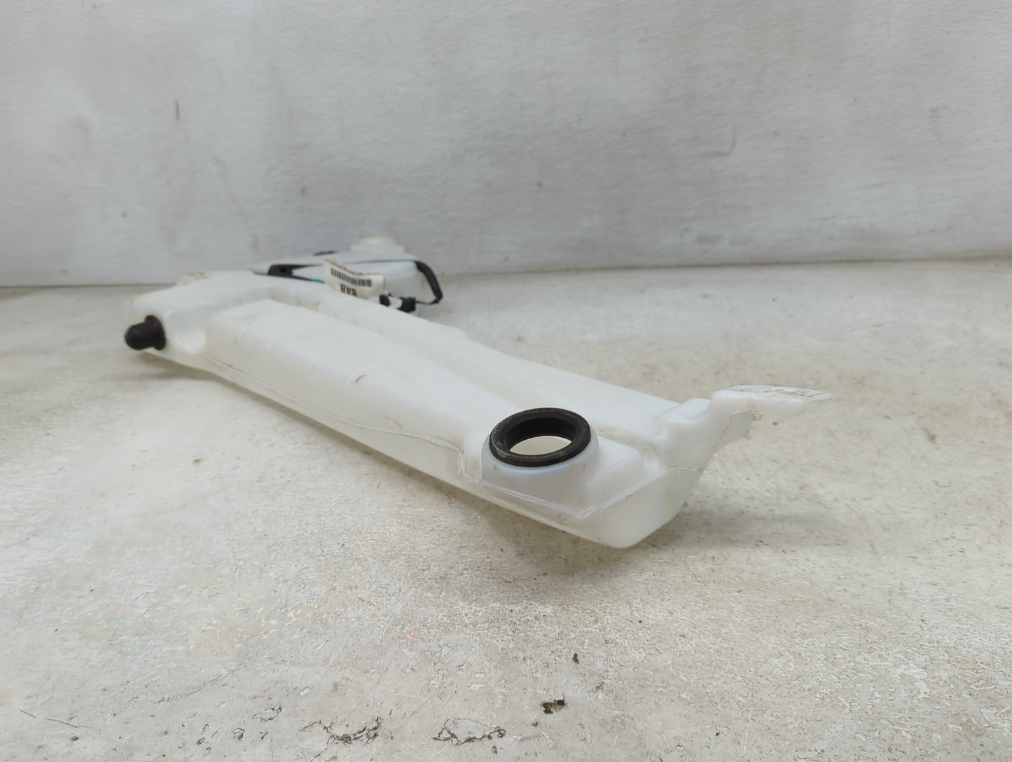 2024 Ford Explorer Windshield Washer Fluid Reservoir Bottle Oem - Oemusedautoparts1.com