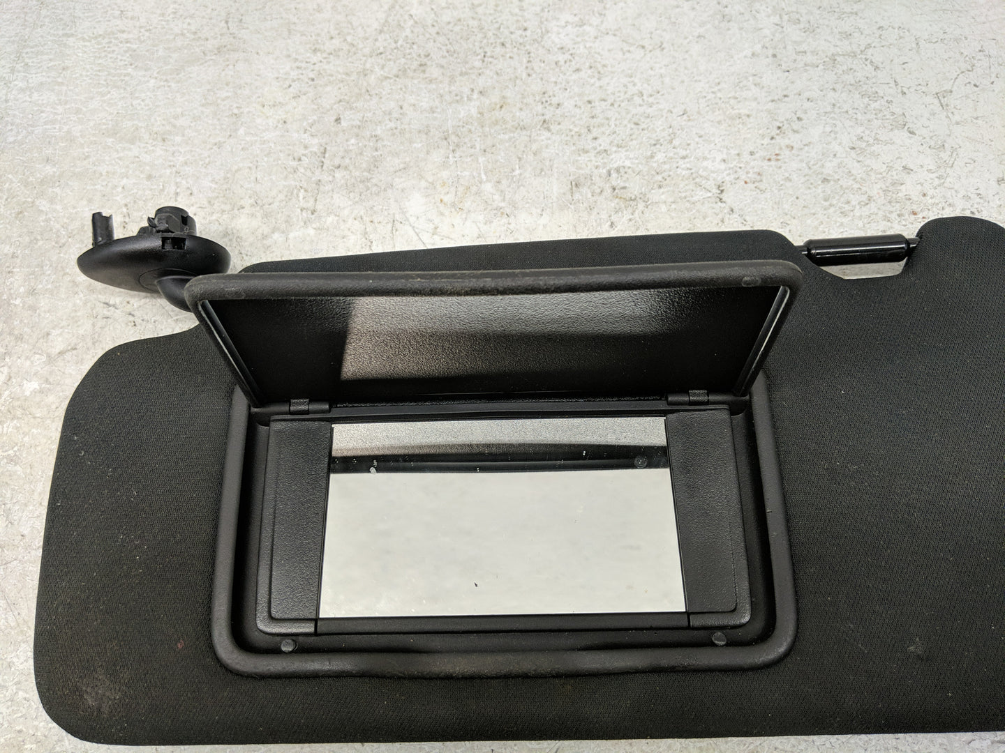 2021-2022 Ford F-150 Sun Visor Shade Replacement Driver Left Mirror Fits Fits 2021 2022 OEM Used Auto Parts - Oemusedautopar