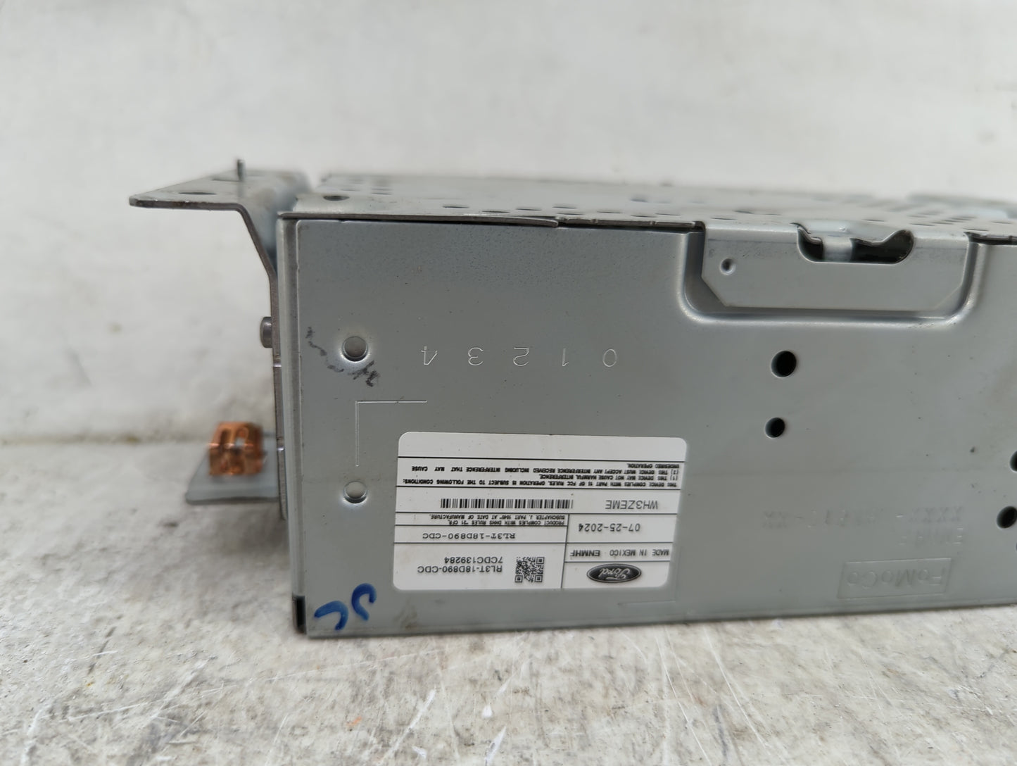 2021-2022 Ford F-150 Radio AM FM Cd Player Receiver Replacement P/N:RL3T-18D890-CDC XL3T-18X810-XX Fits Fits 2021 2022 OEM U
