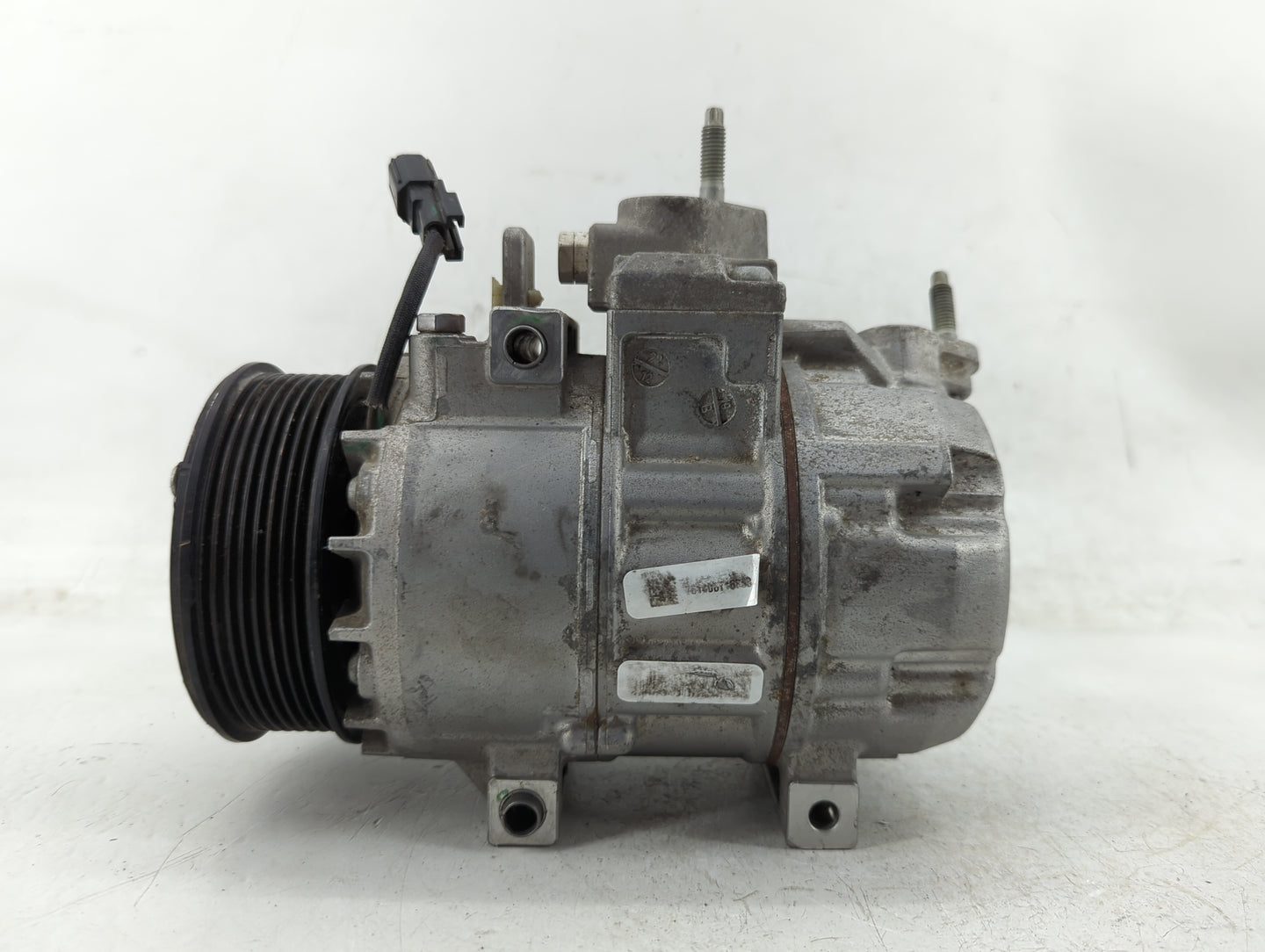 2024 Ford F-250 Super Duty Air Conditioning A/c Ac Compressor Oem - Oemusedautoparts1.com